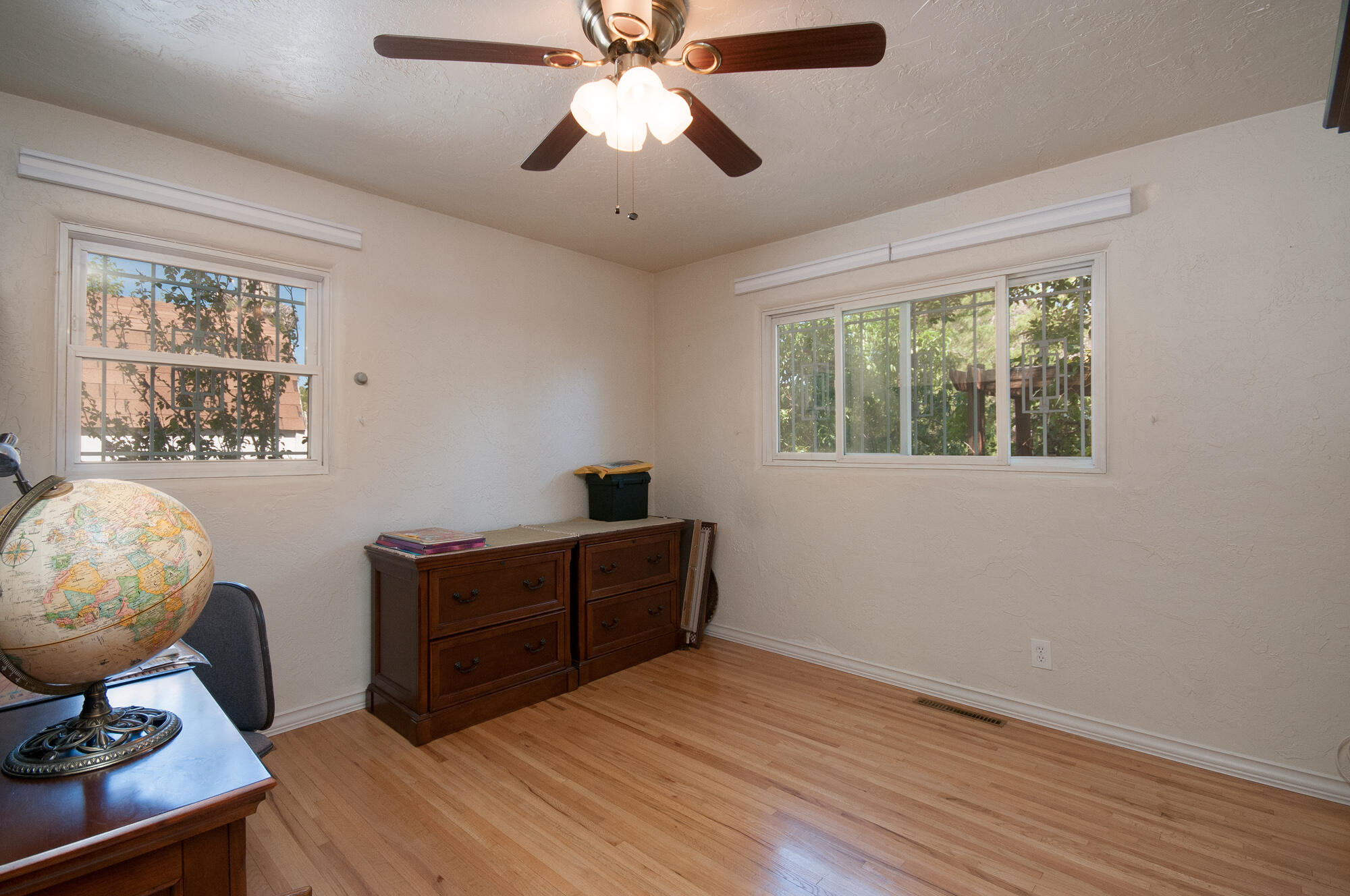 1719 Calle Los Vecinos NW