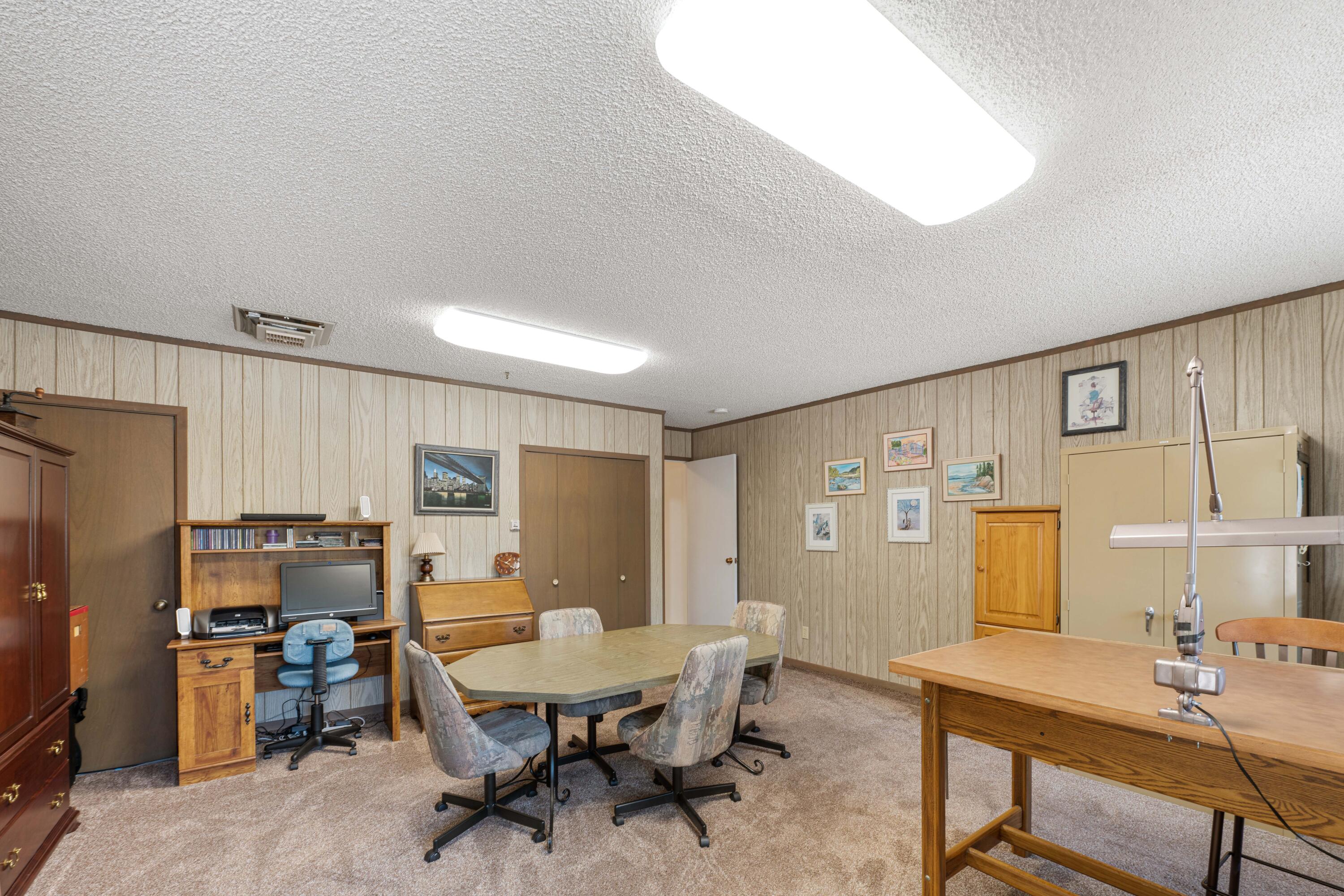 3400 BLACK HILLS Road NE