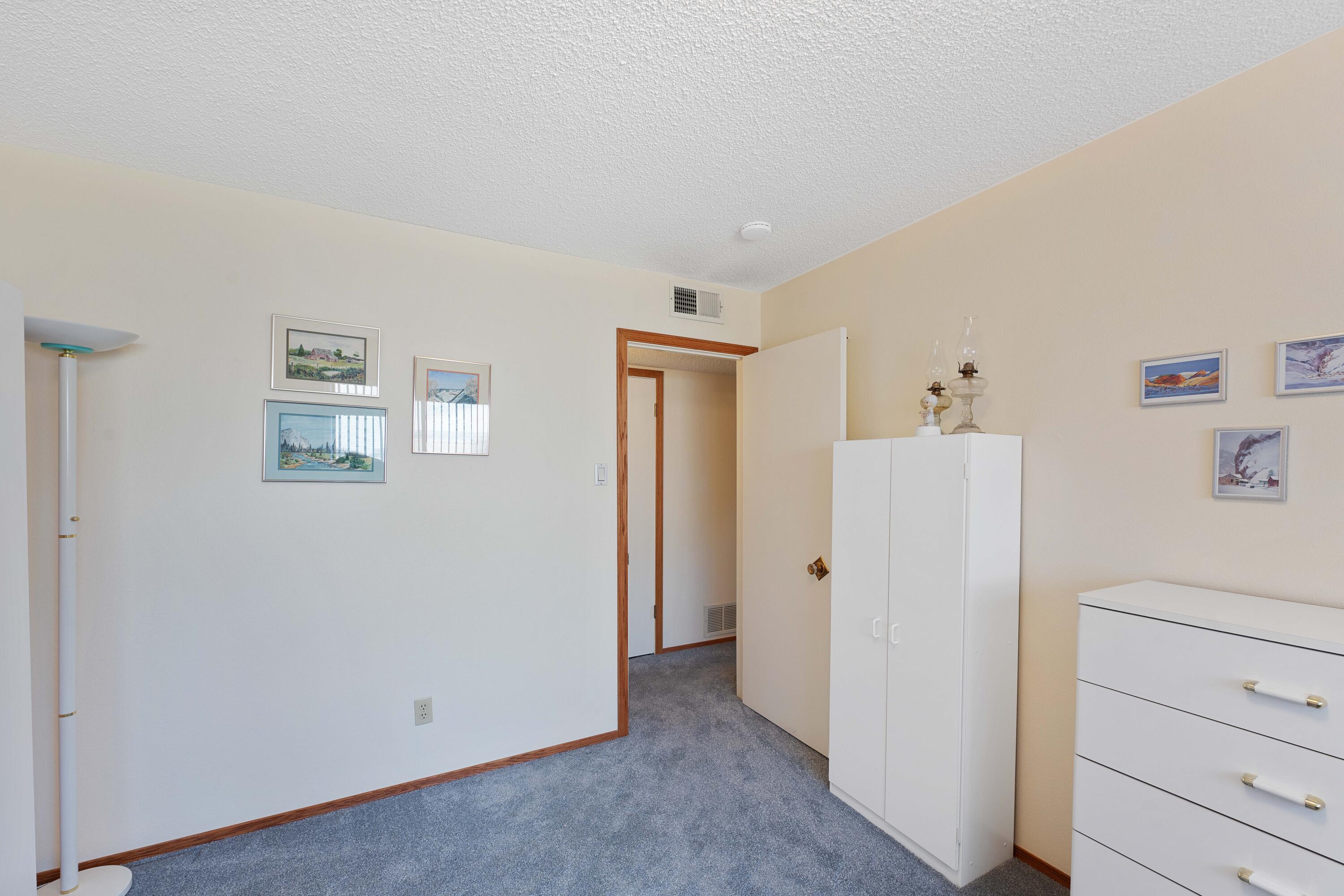 3400 BLACK HILLS Road NE