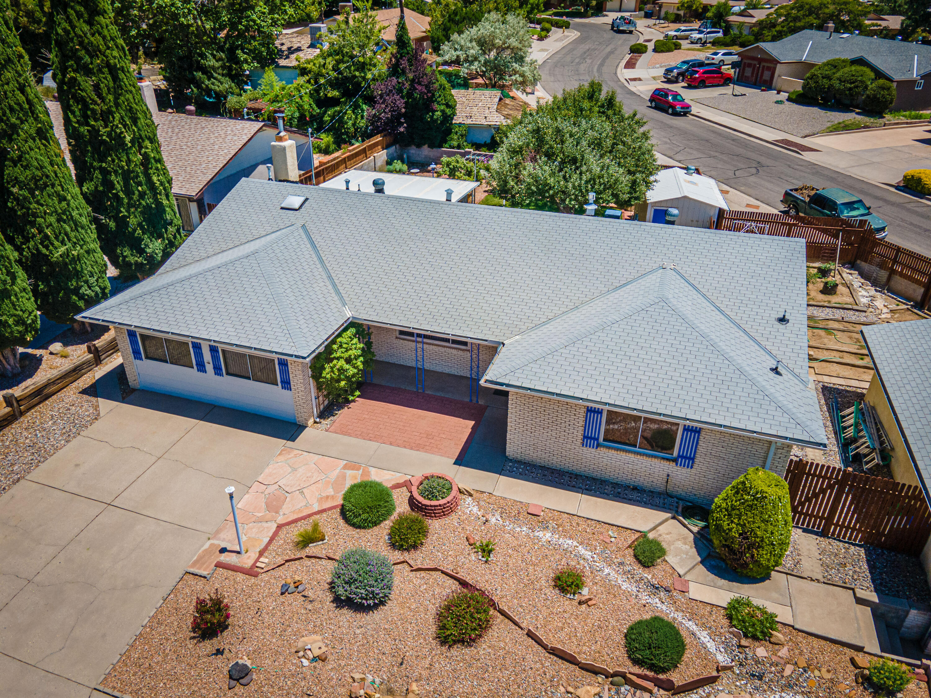 3400 BLACK HILLS Road NE