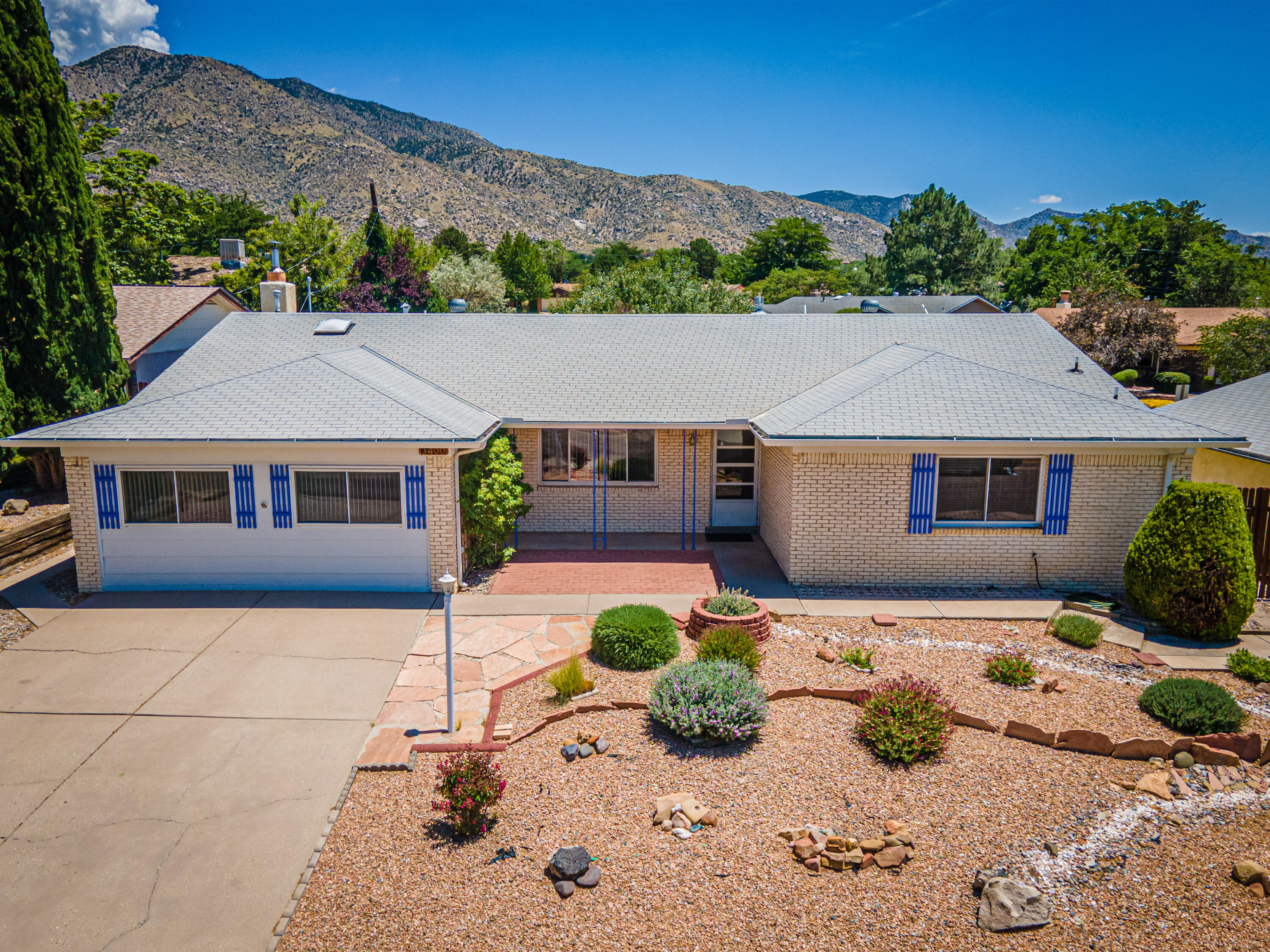 3400 BLACK HILLS Road NE