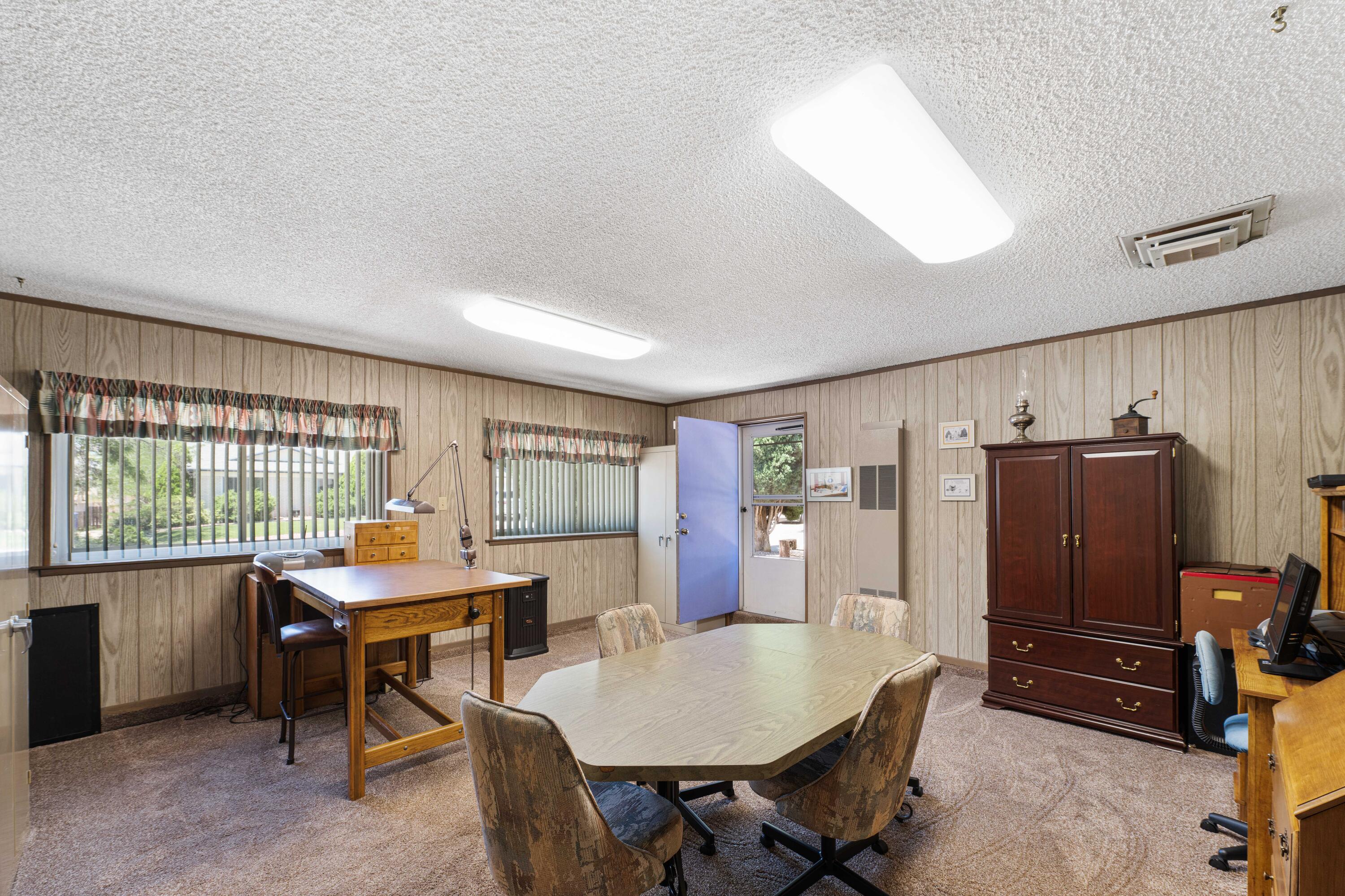 3400 BLACK HILLS Road NE