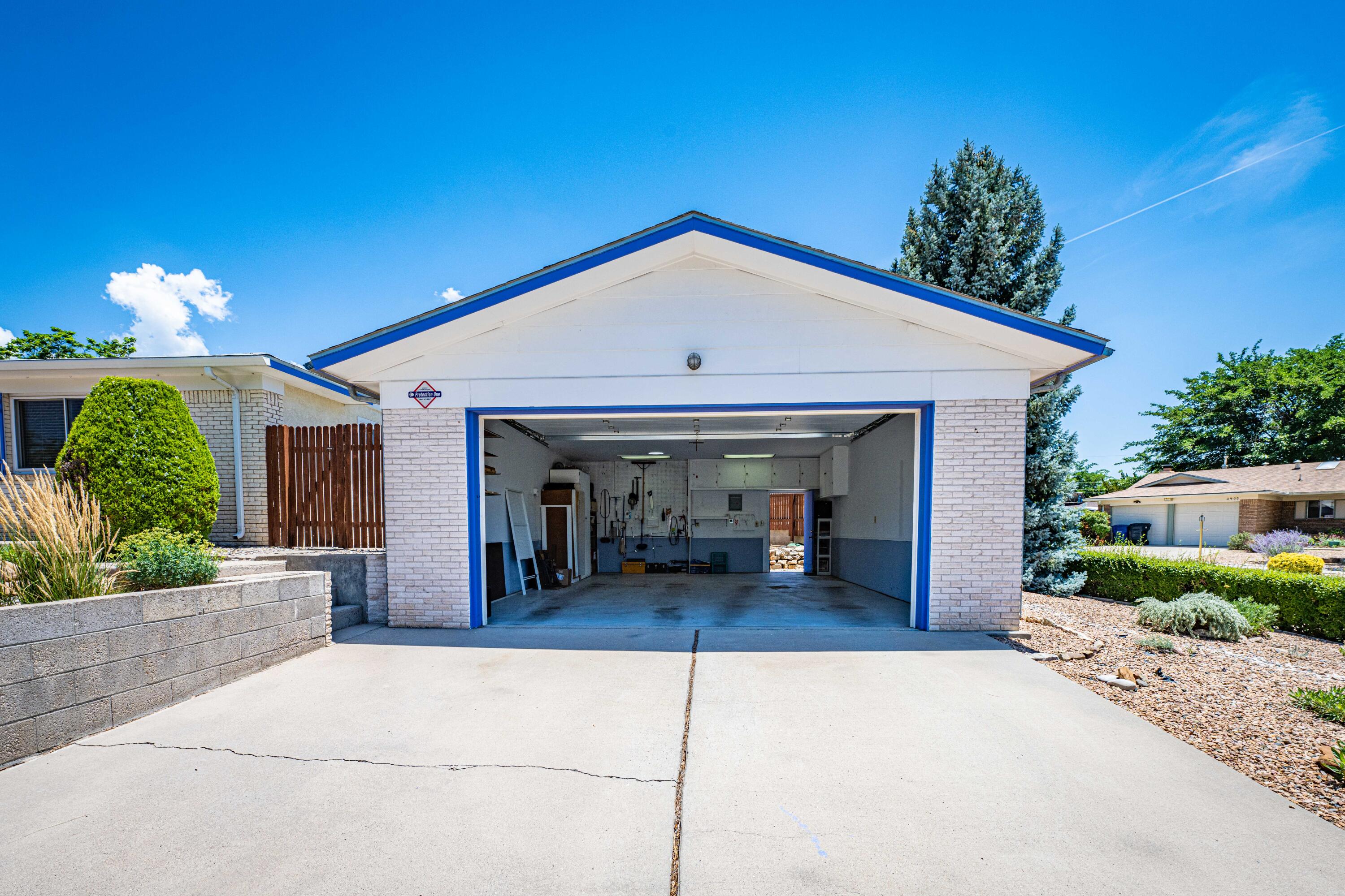 3400 BLACK HILLS Road NE
