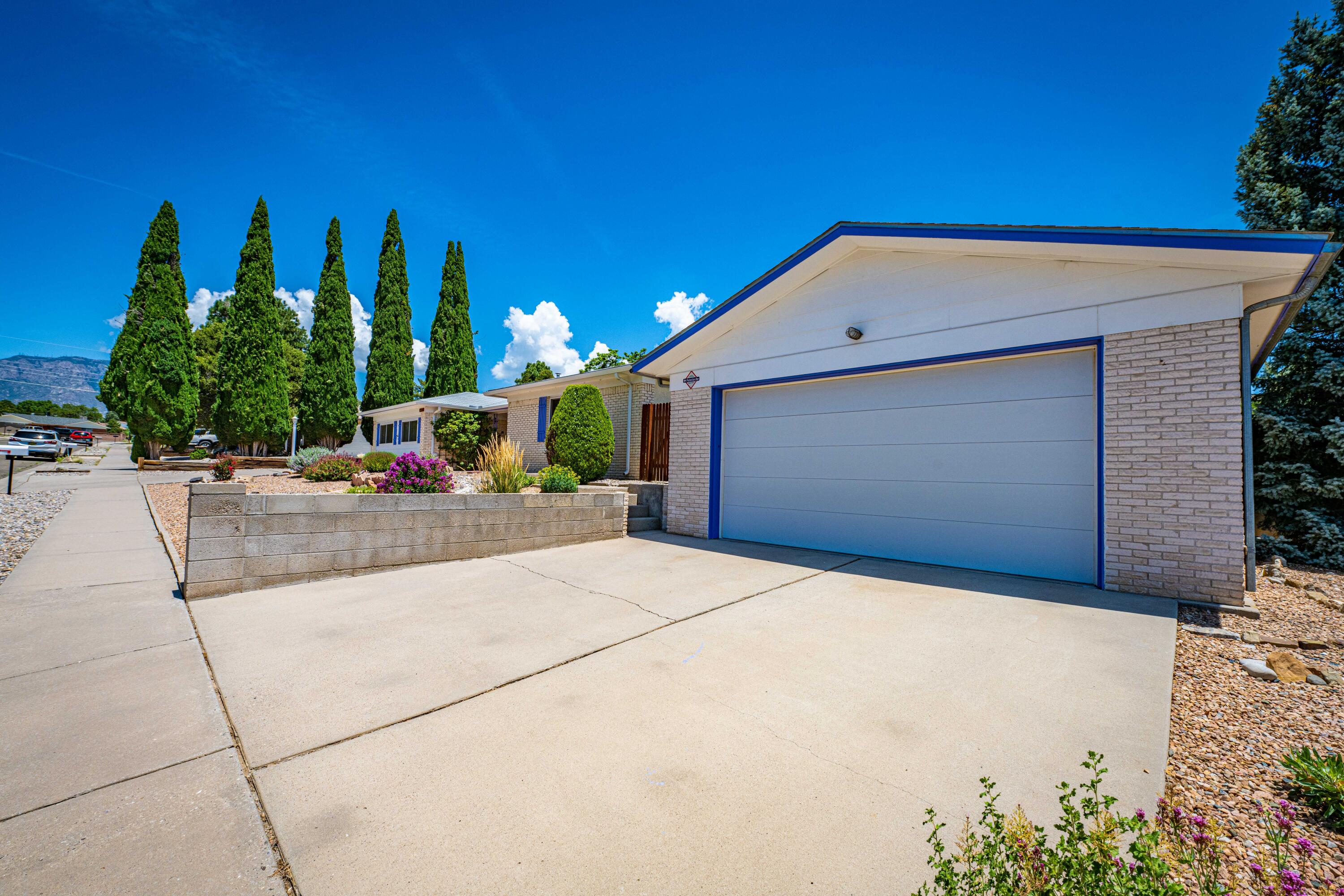 3400 BLACK HILLS Road NE