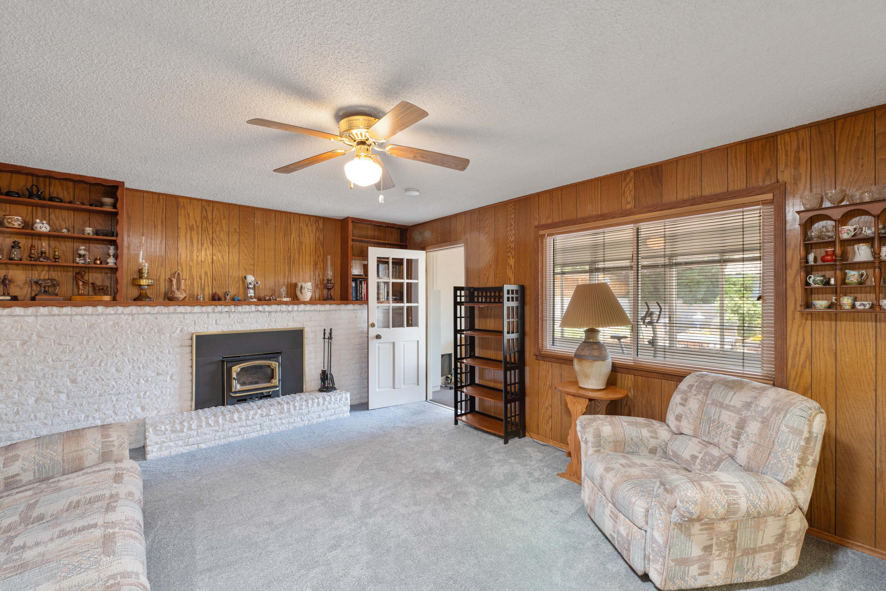 3400 BLACK HILLS Road NE