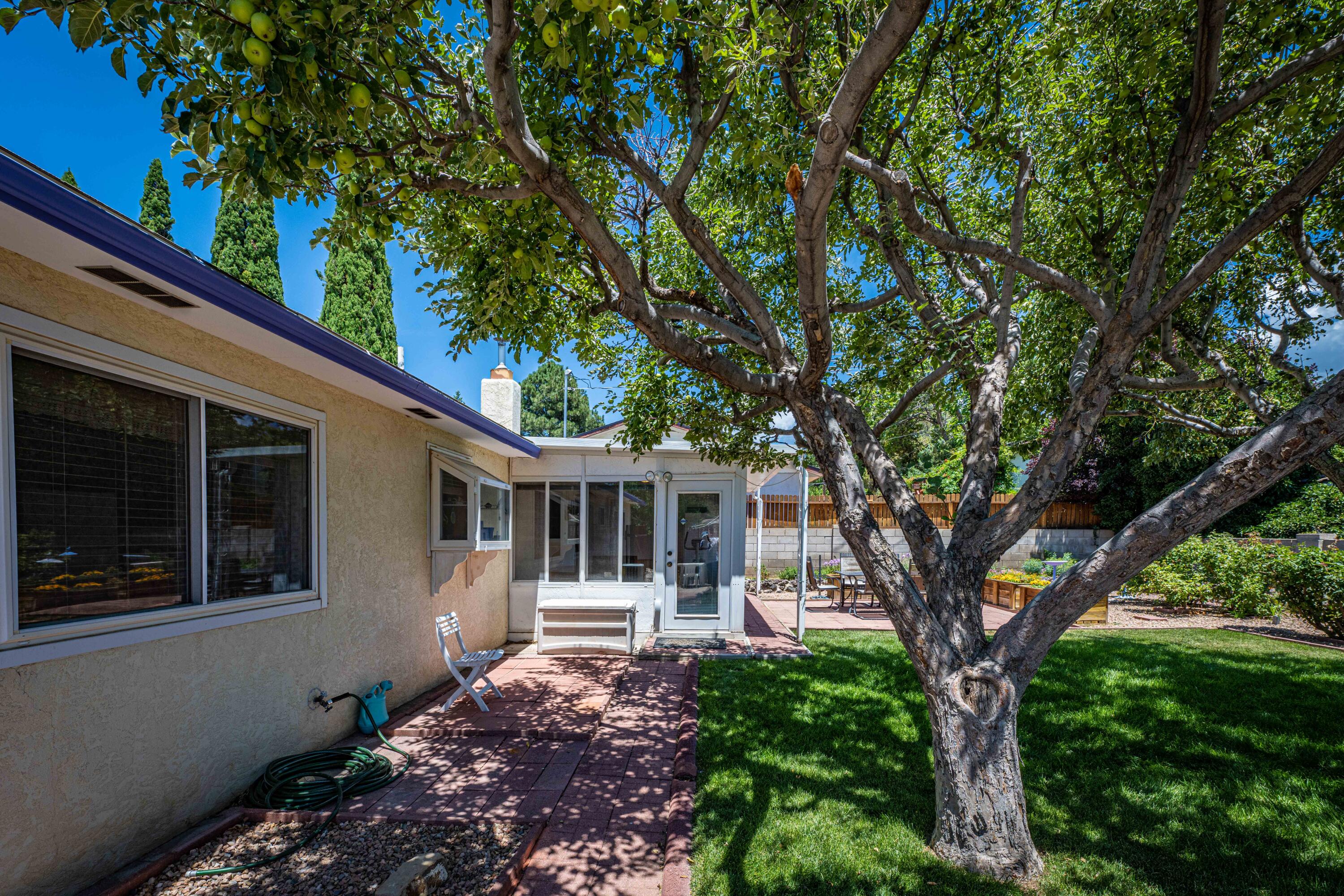 3400 BLACK HILLS Road NE