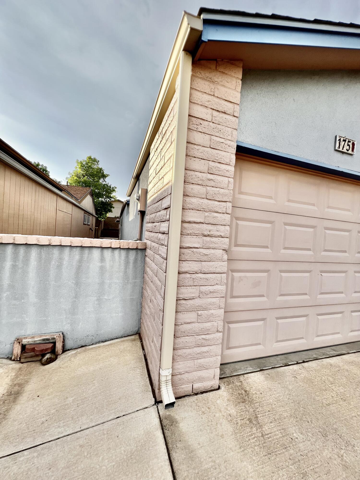 175 Pearl Drive NE
