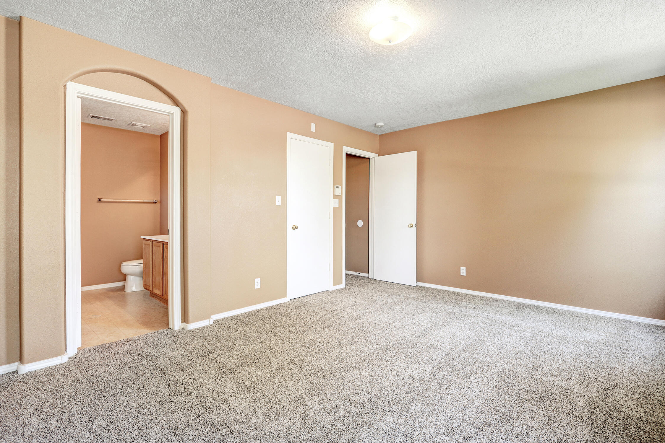 3477 MARTIN MEADOWS Drive NE