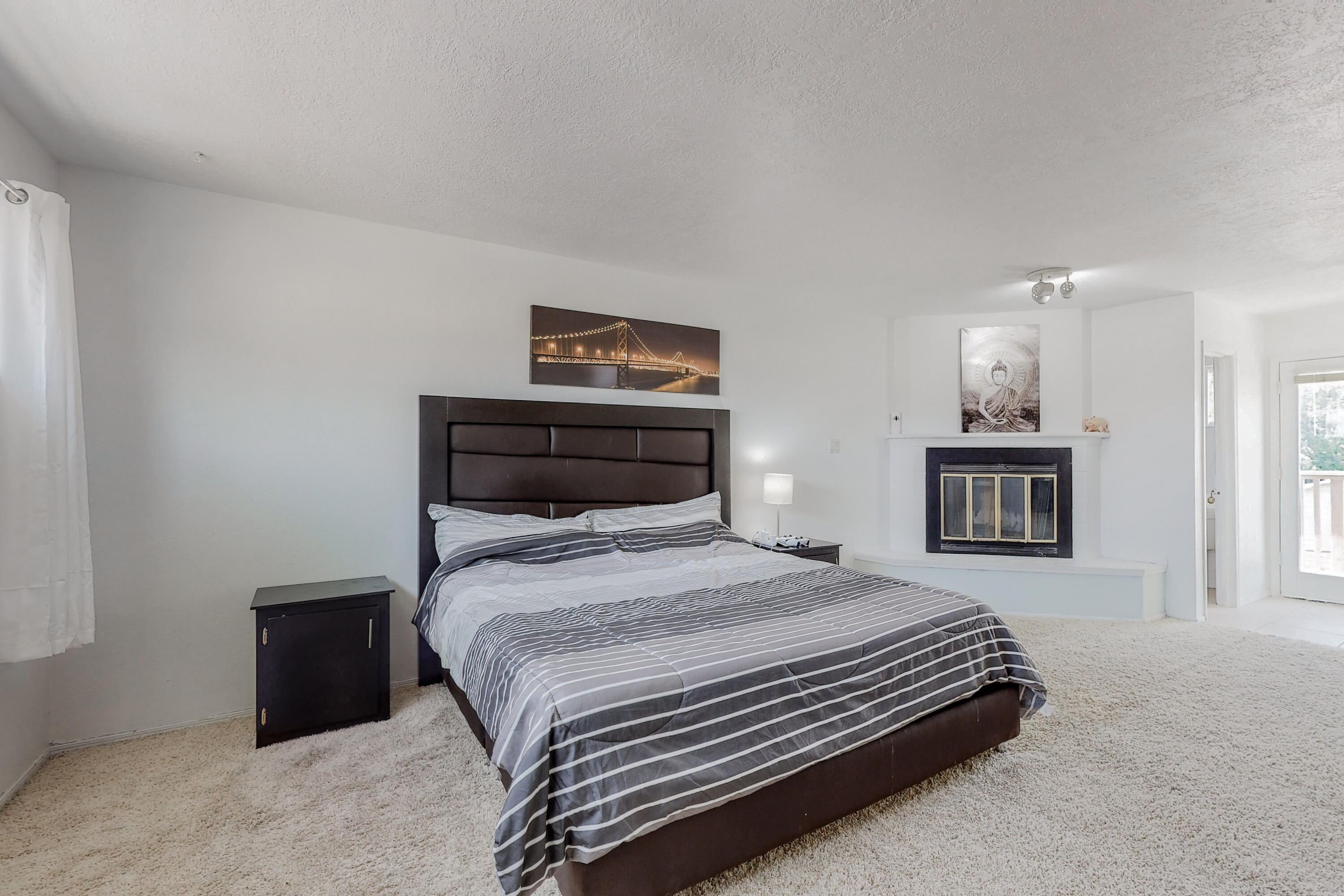 120 LINDA VIEW Court NE