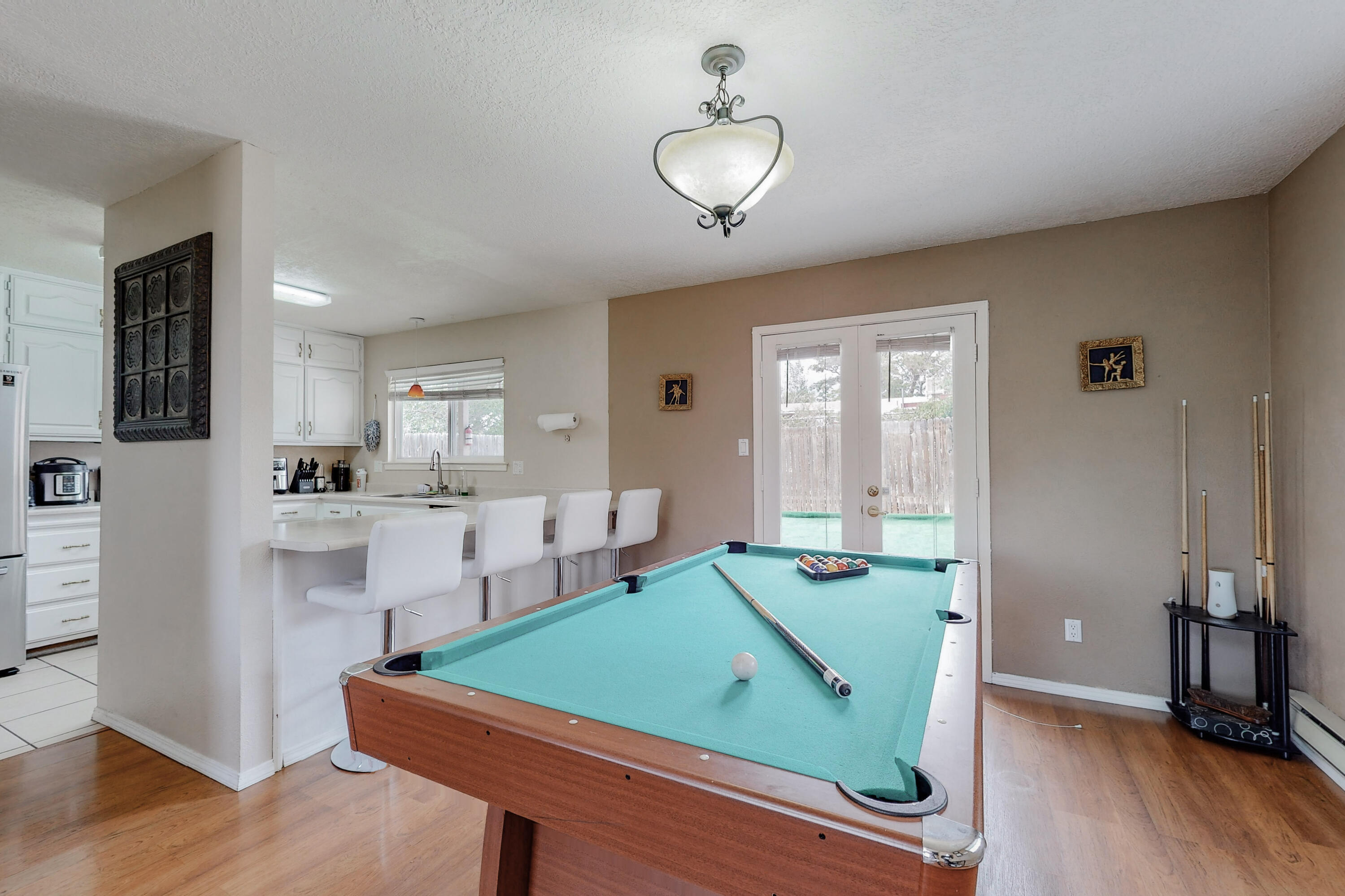 120 LINDA VIEW Court NE