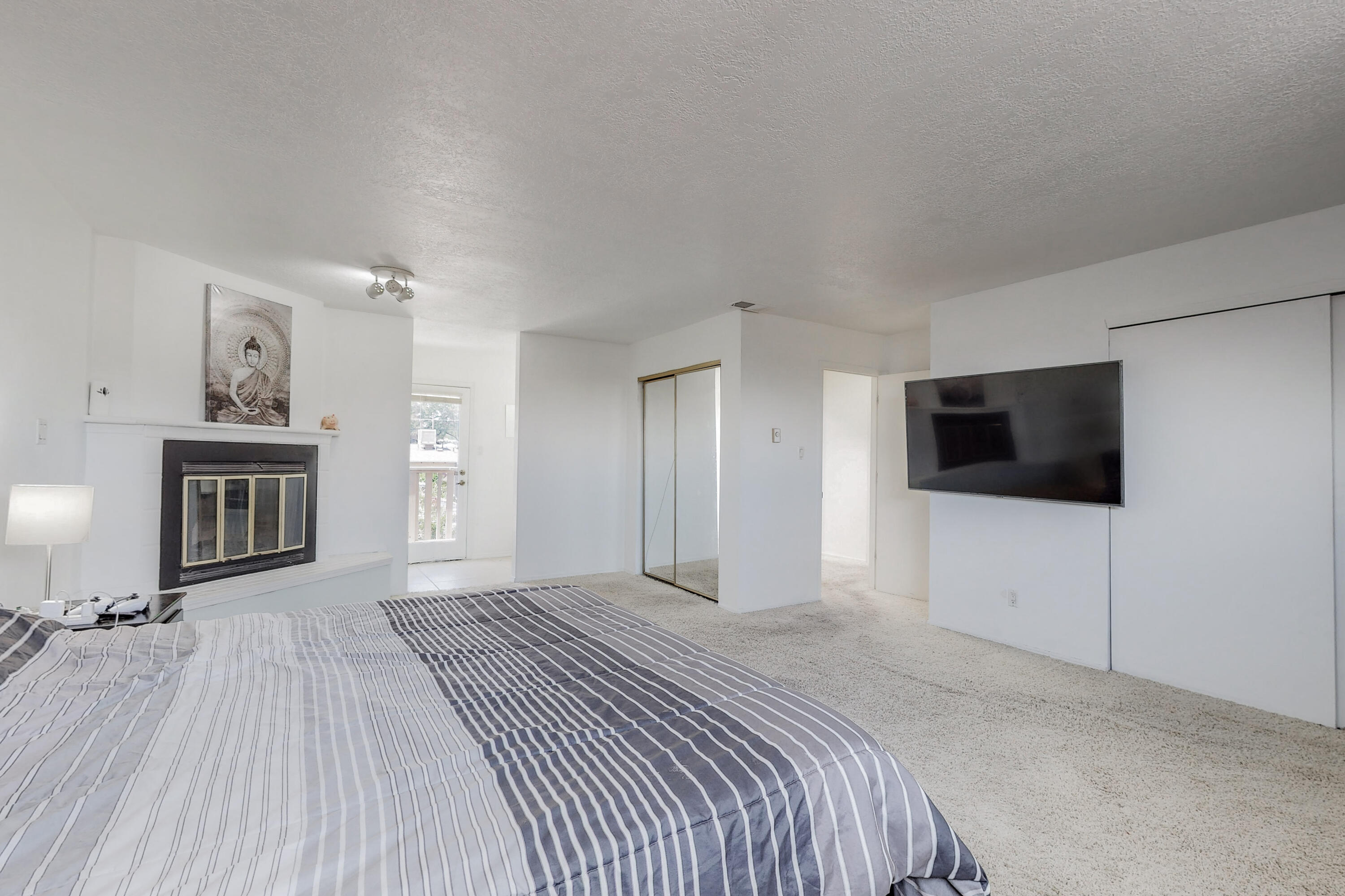 120 LINDA VIEW Court NE