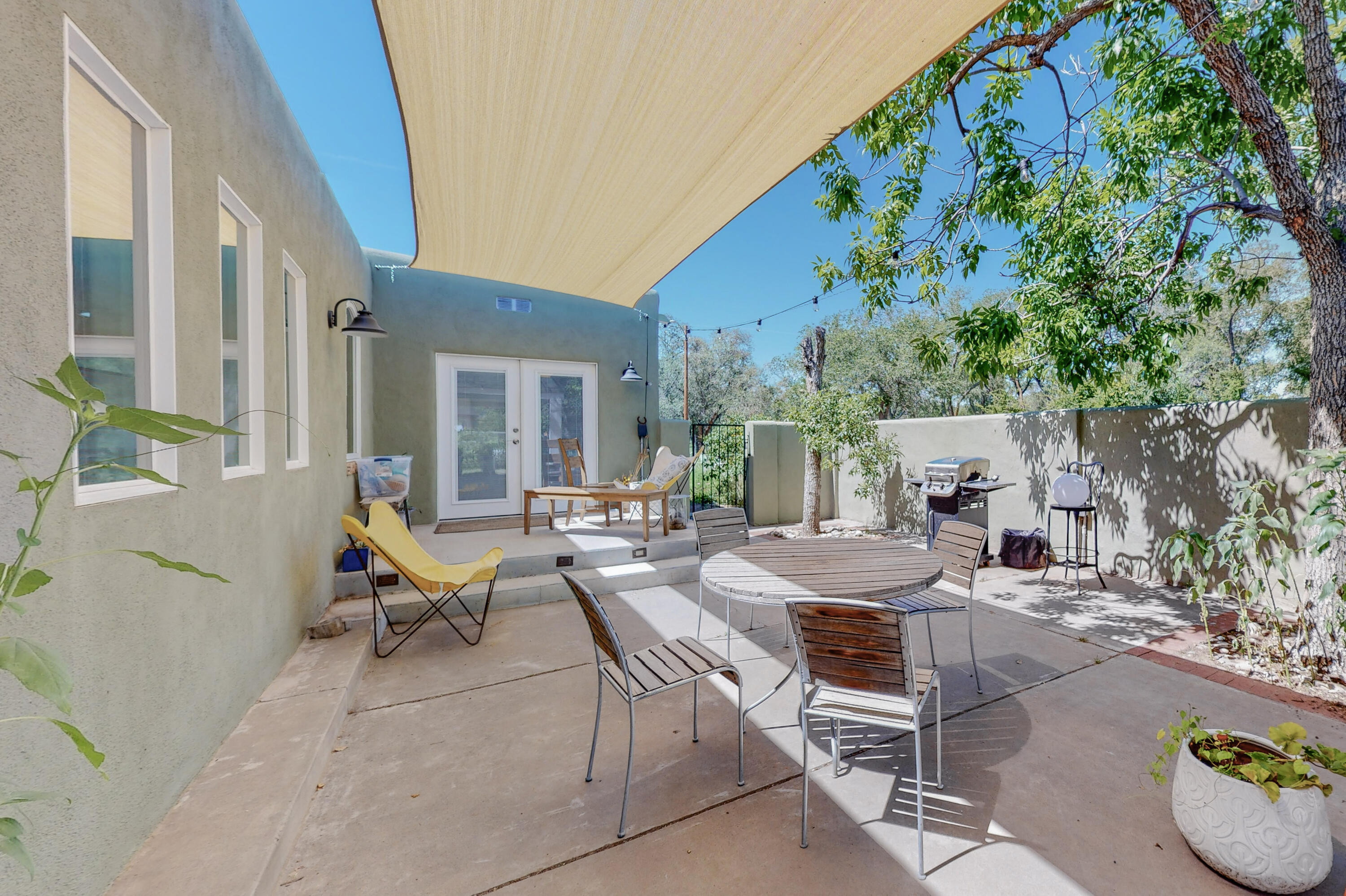 2225 Alhambra Avenue SW