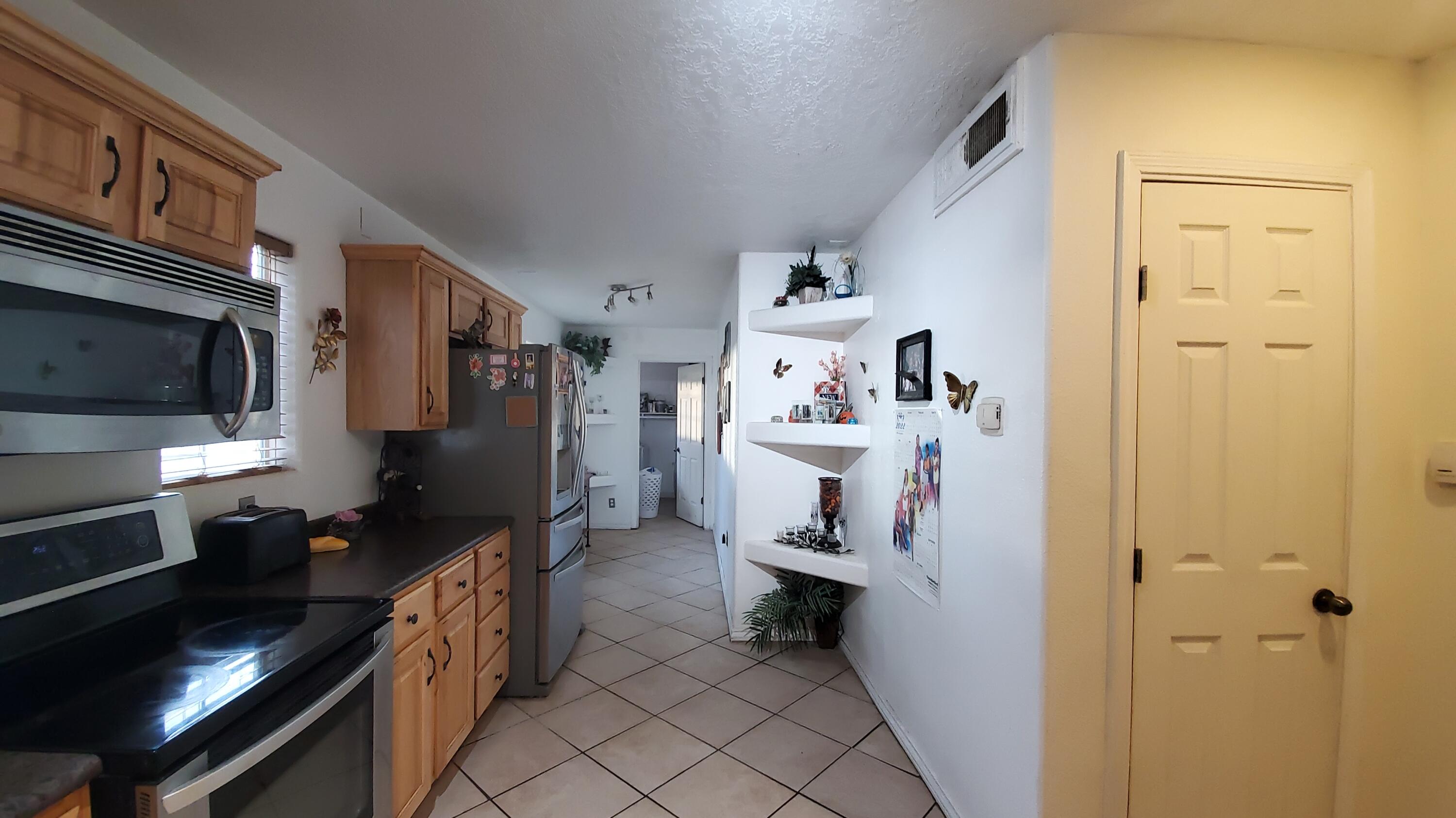 10409 CENTRAL Avenue NW