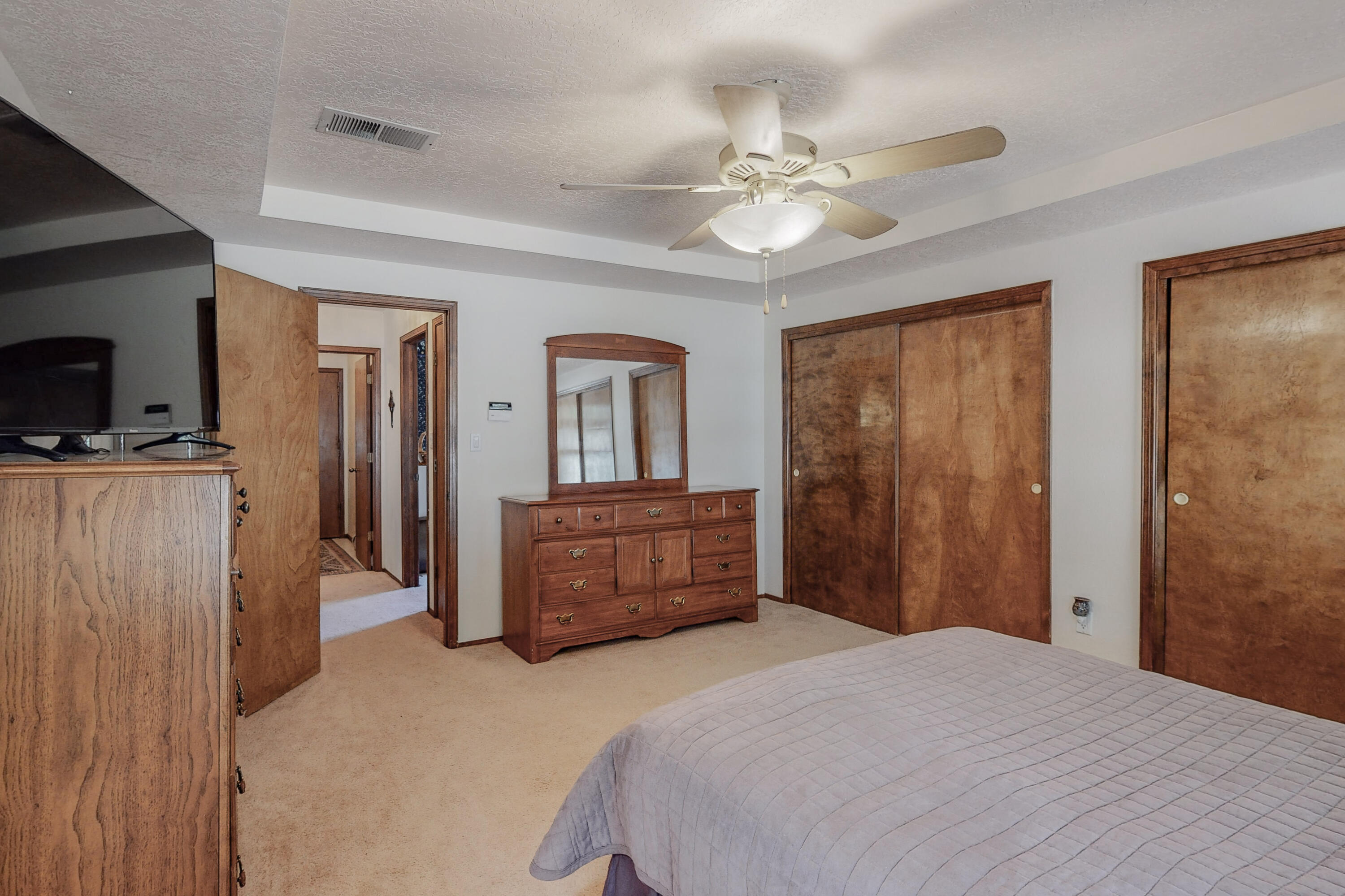 5147 Gaviota NW