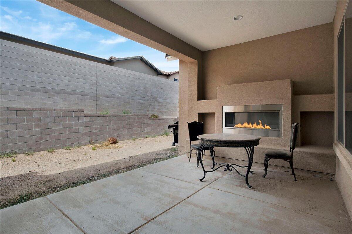 12209 BEAR Valley Lane NW