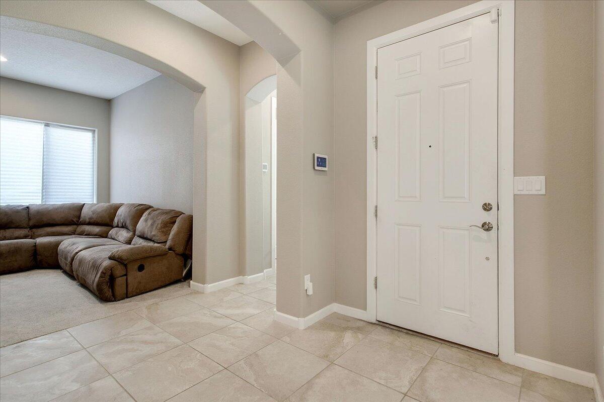 12209 BEAR Valley Lane NW