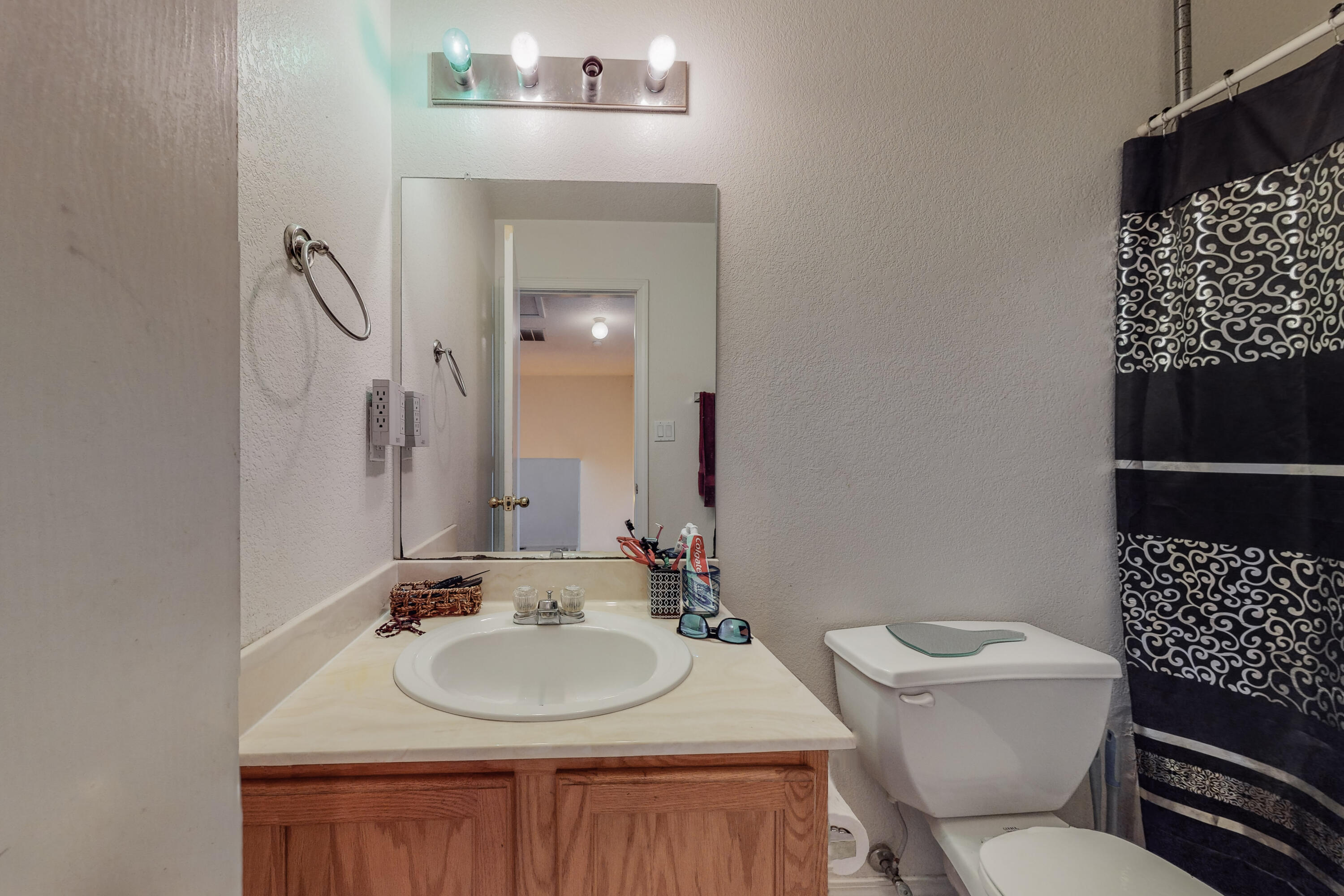 400 DESERT TREE Drive SW