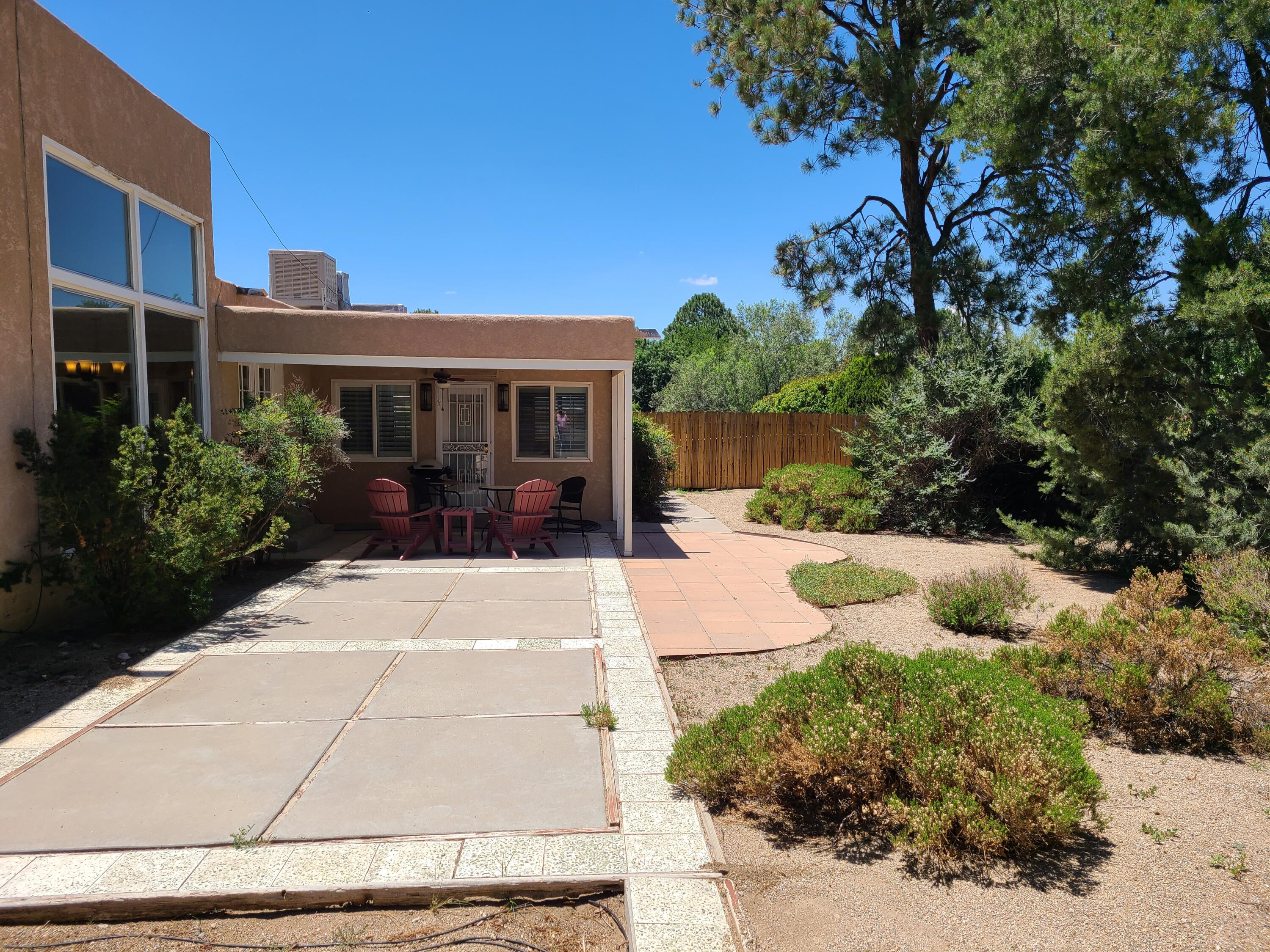 7501 Arroyo Del Oso Avenue NE
