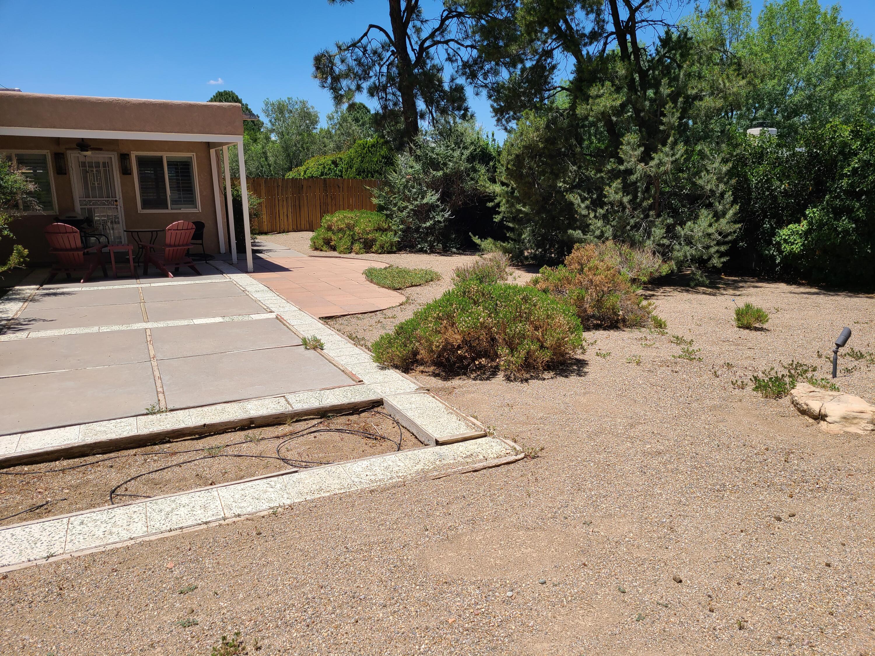 7501 Arroyo Del Oso Avenue NE