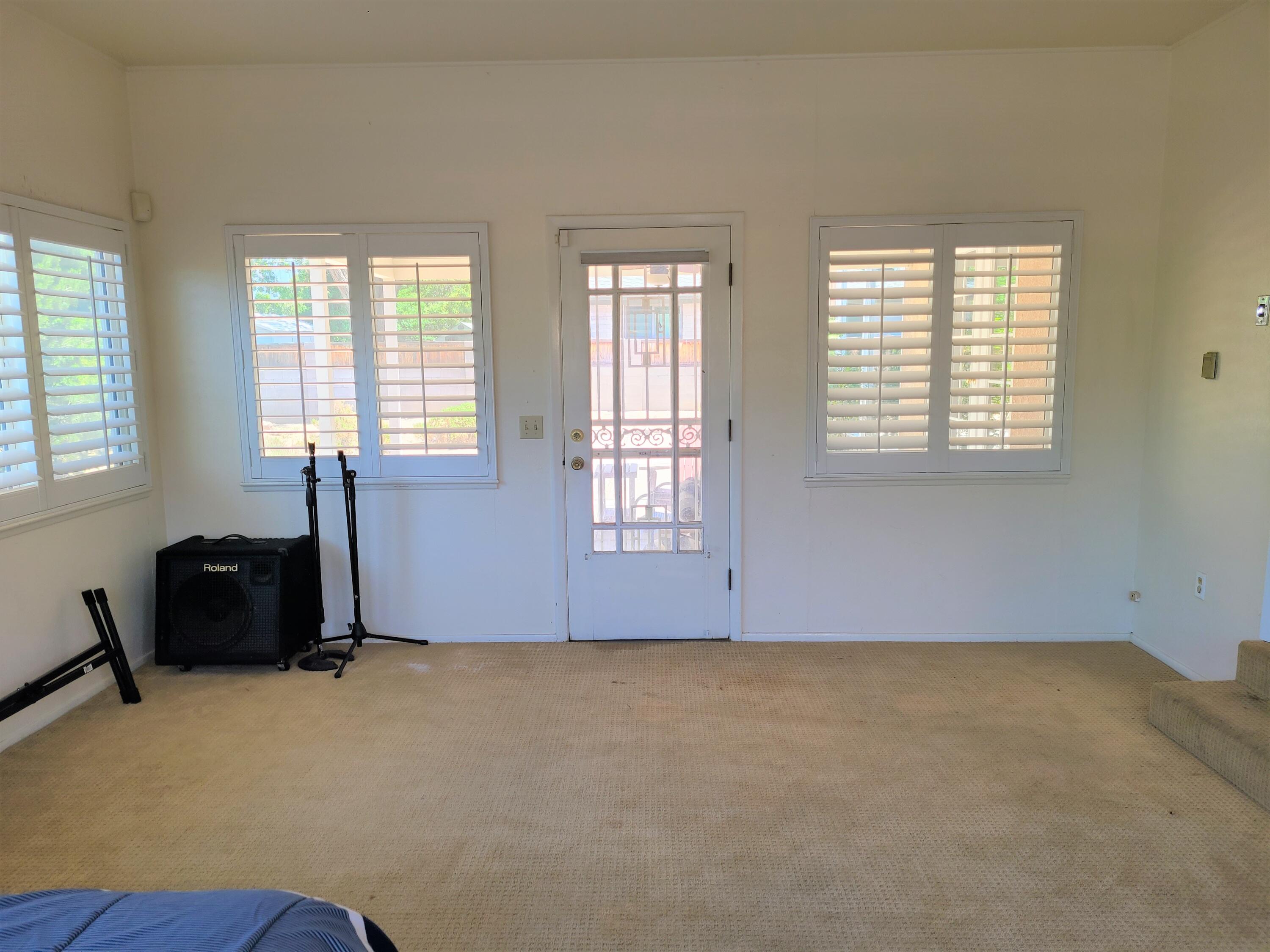 7501 Arroyo Del Oso Avenue NE