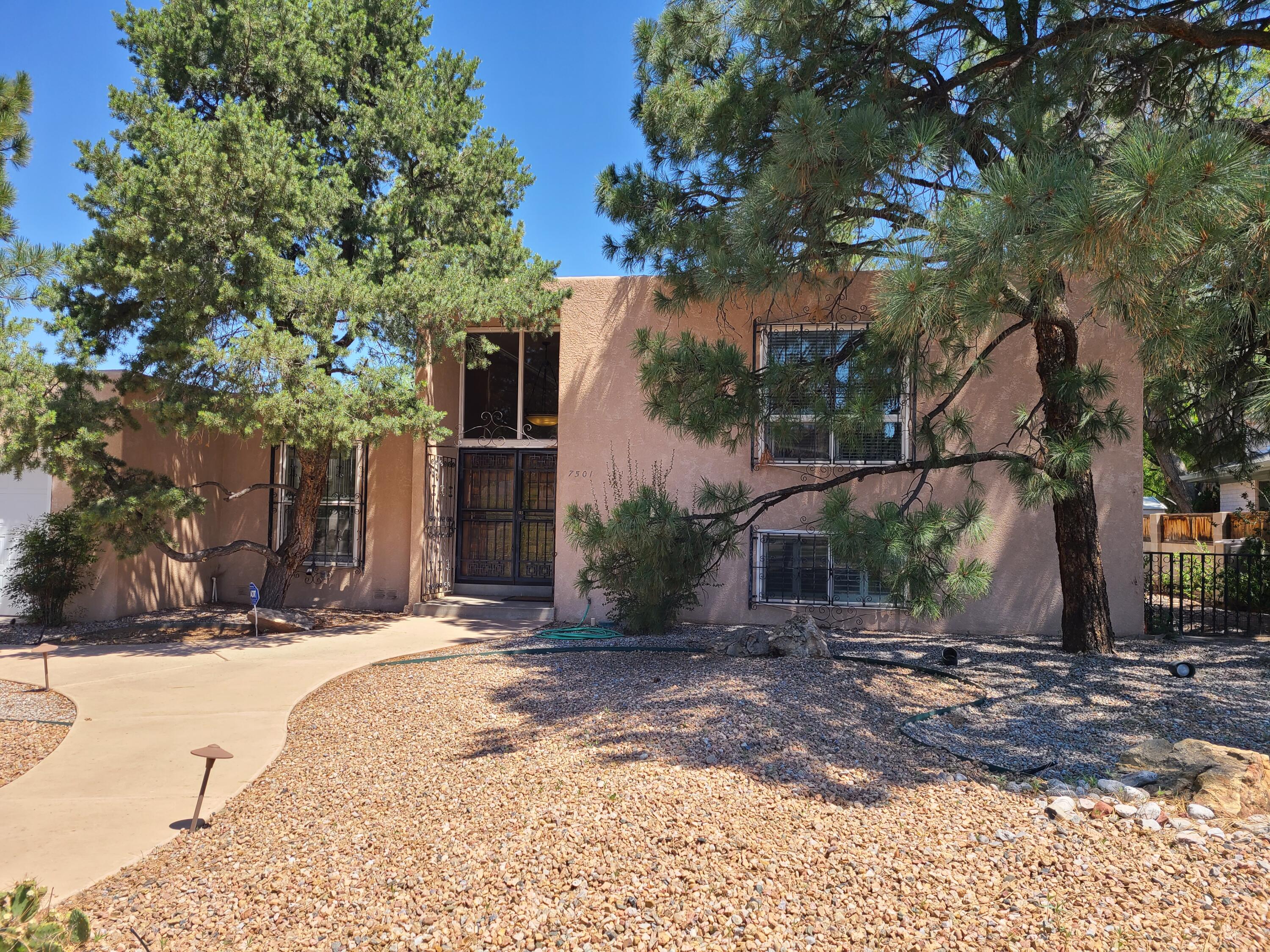 7501 Arroyo Del Oso Avenue NE