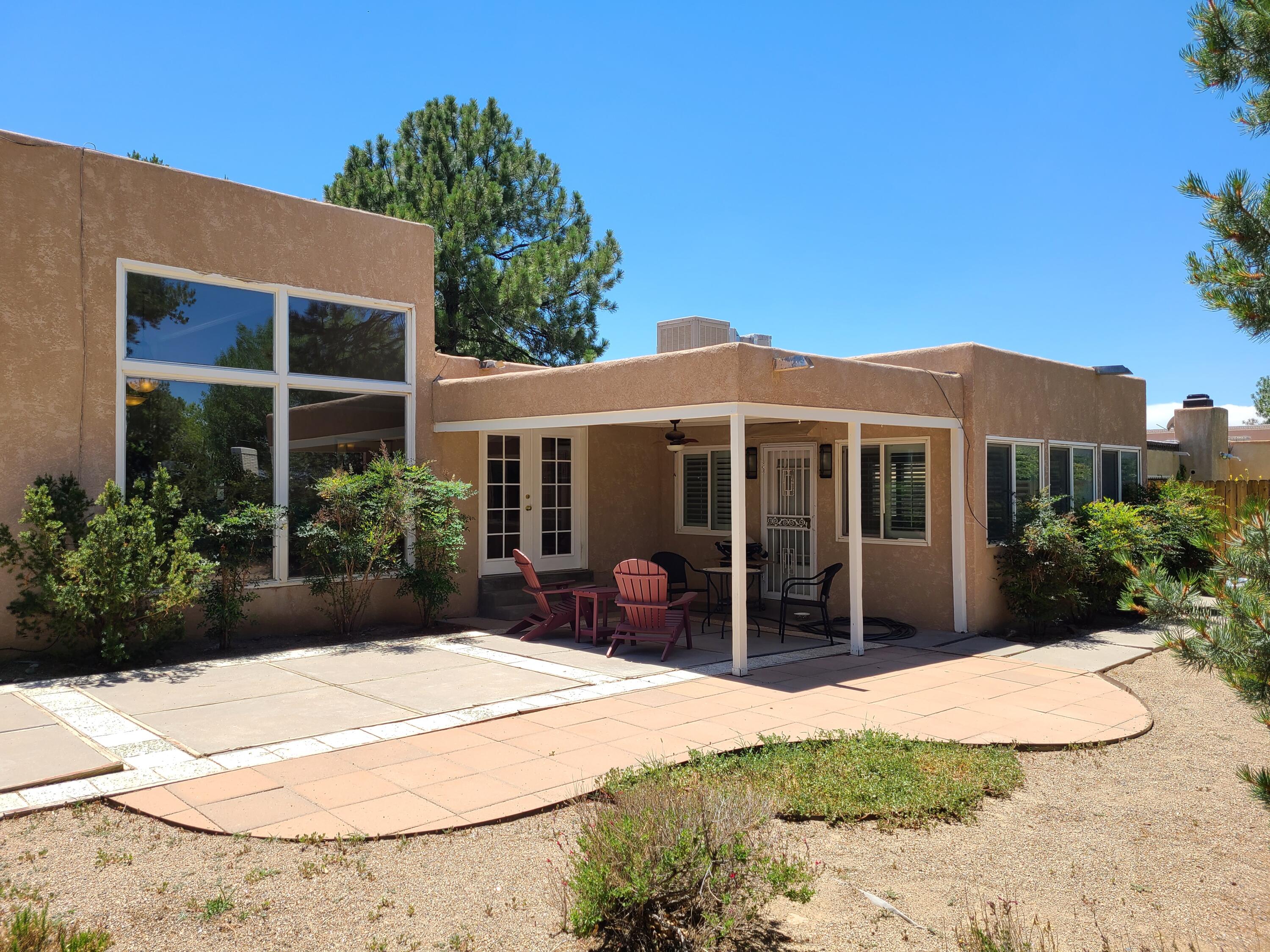 7501 Arroyo Del Oso Avenue NE