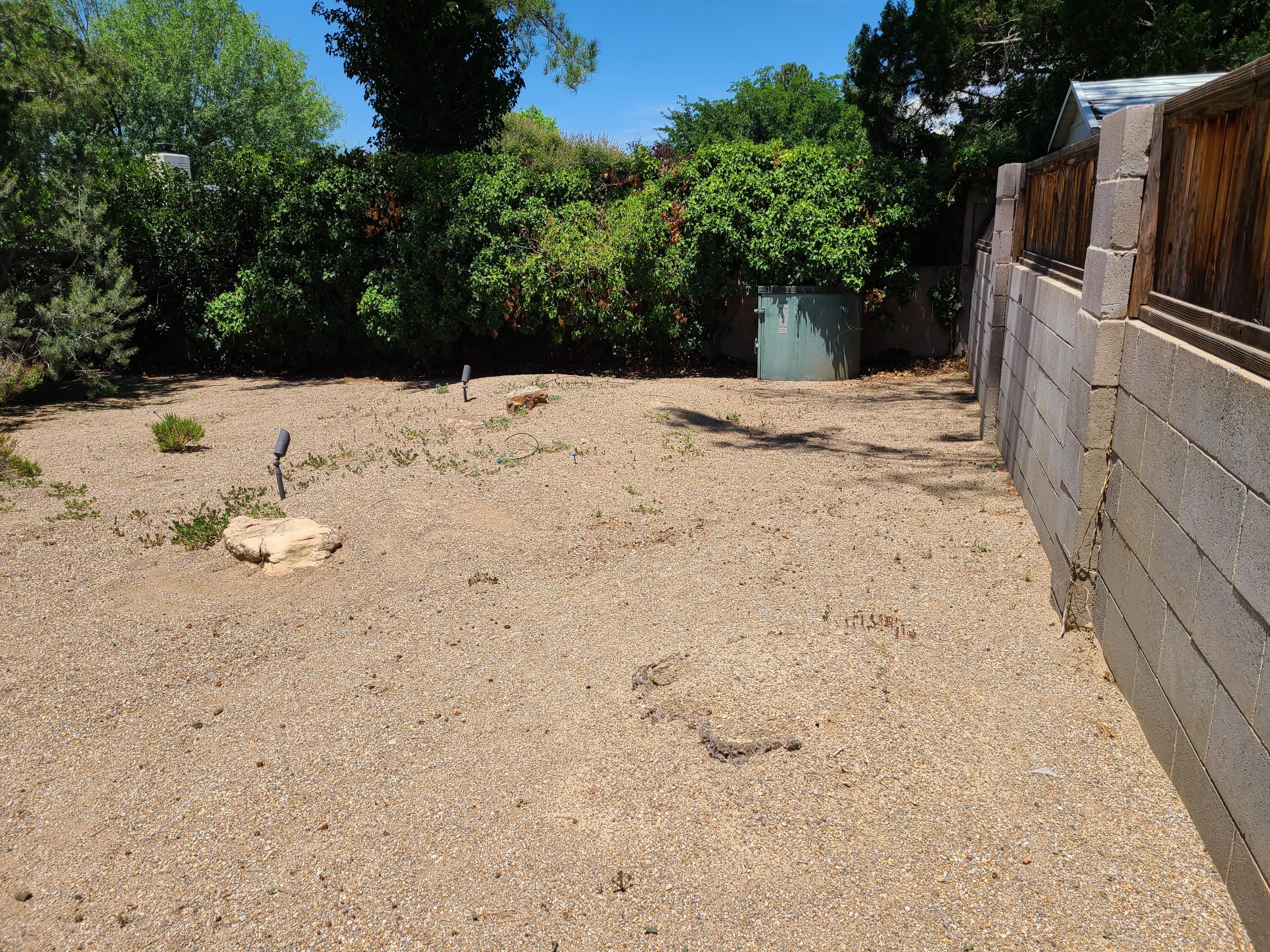 7501 Arroyo Del Oso Avenue NE