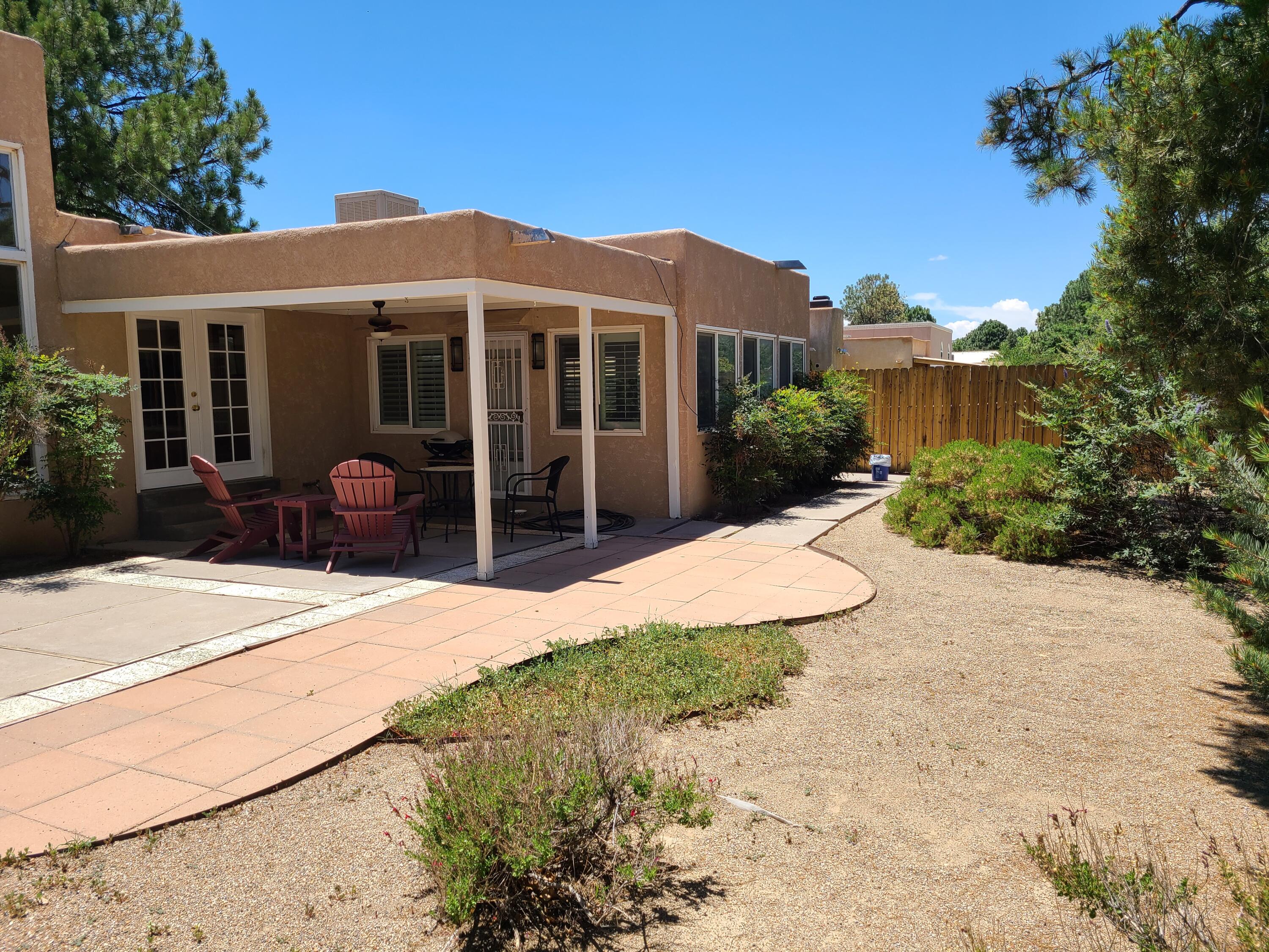 7501 Arroyo Del Oso Avenue NE