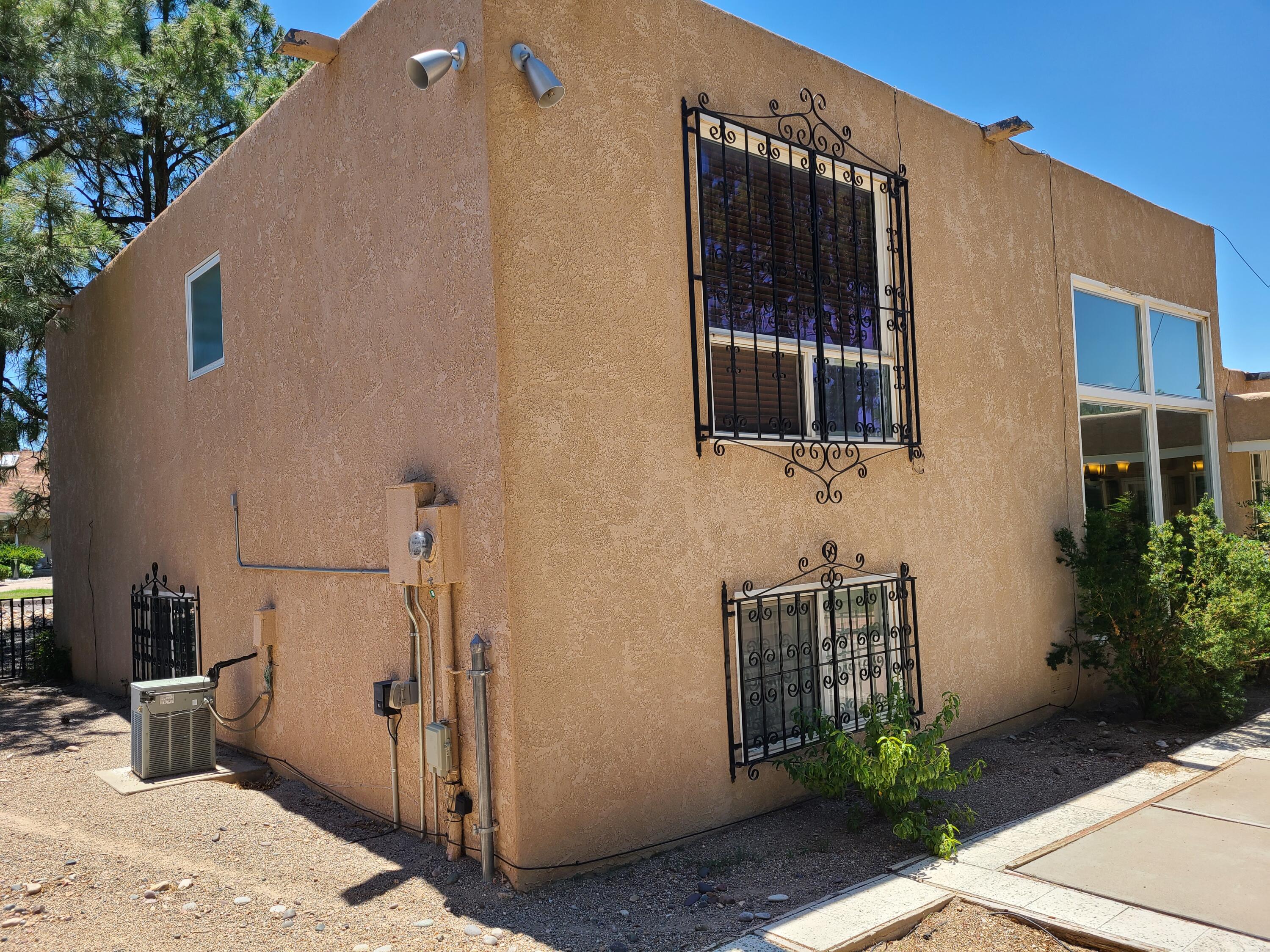 7501 Arroyo Del Oso Avenue NE