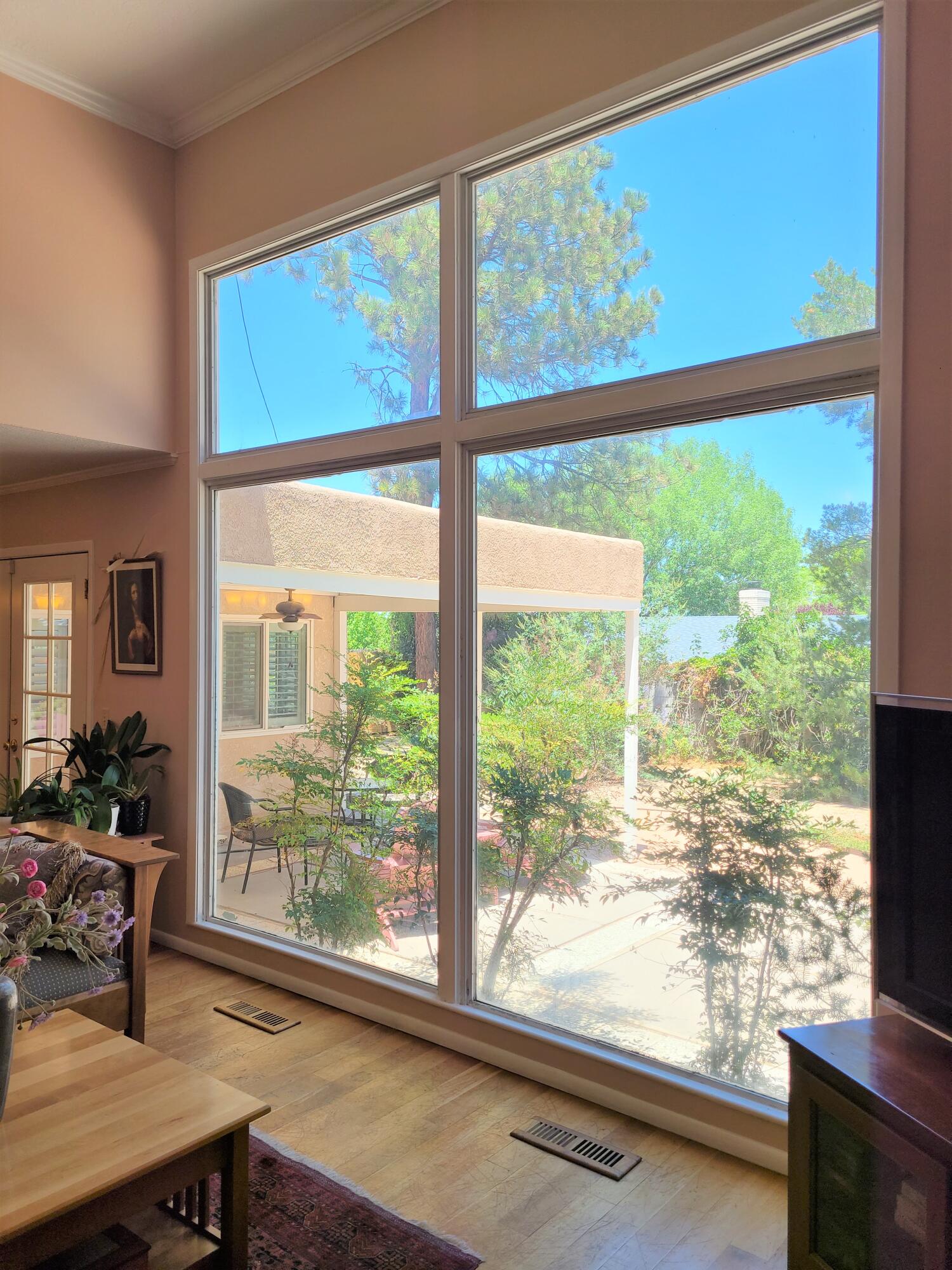 7501 Arroyo Del Oso Avenue NE