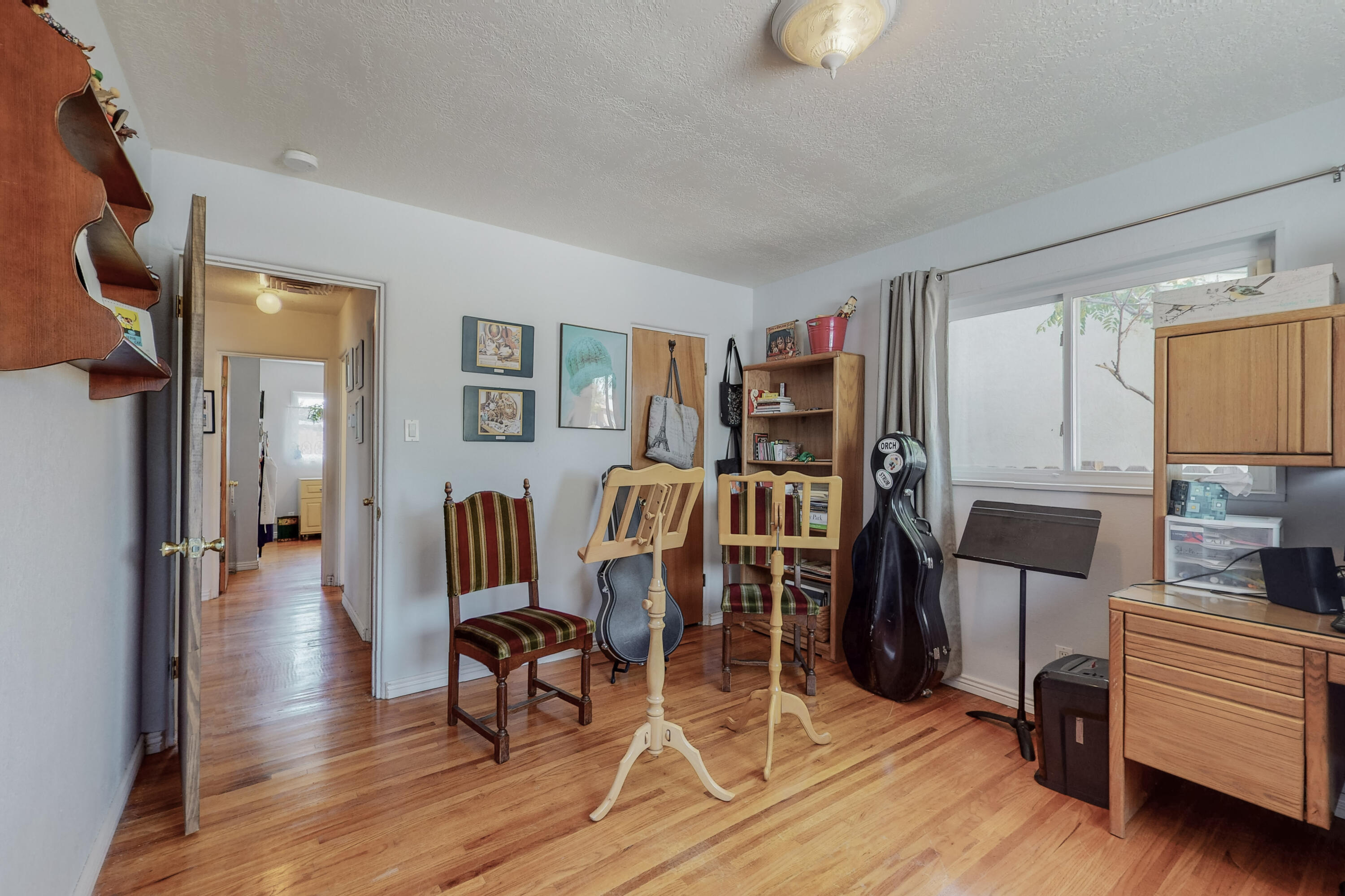 1012 CLANCY Drive NE