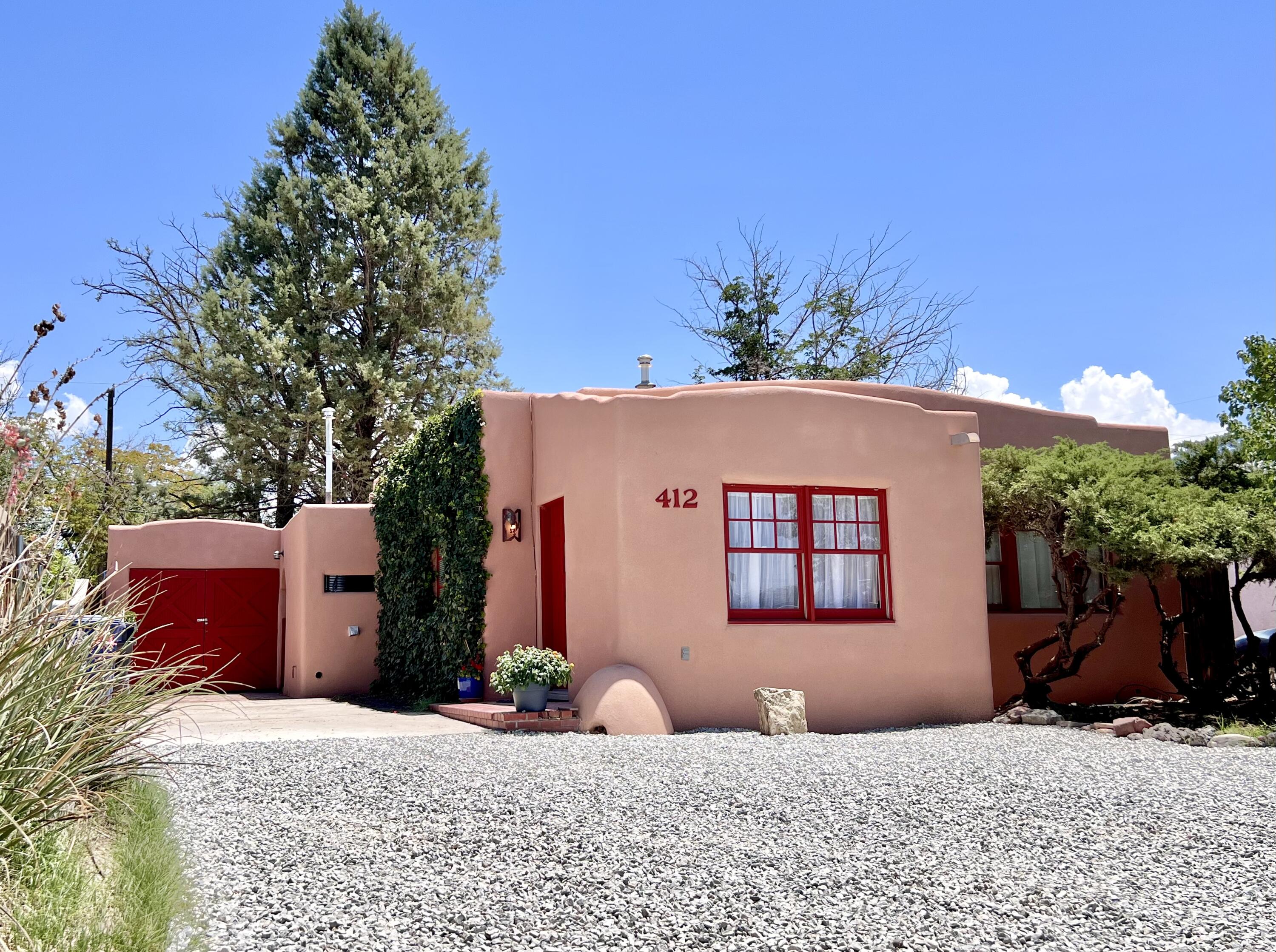 412 STANFORD Drive SE