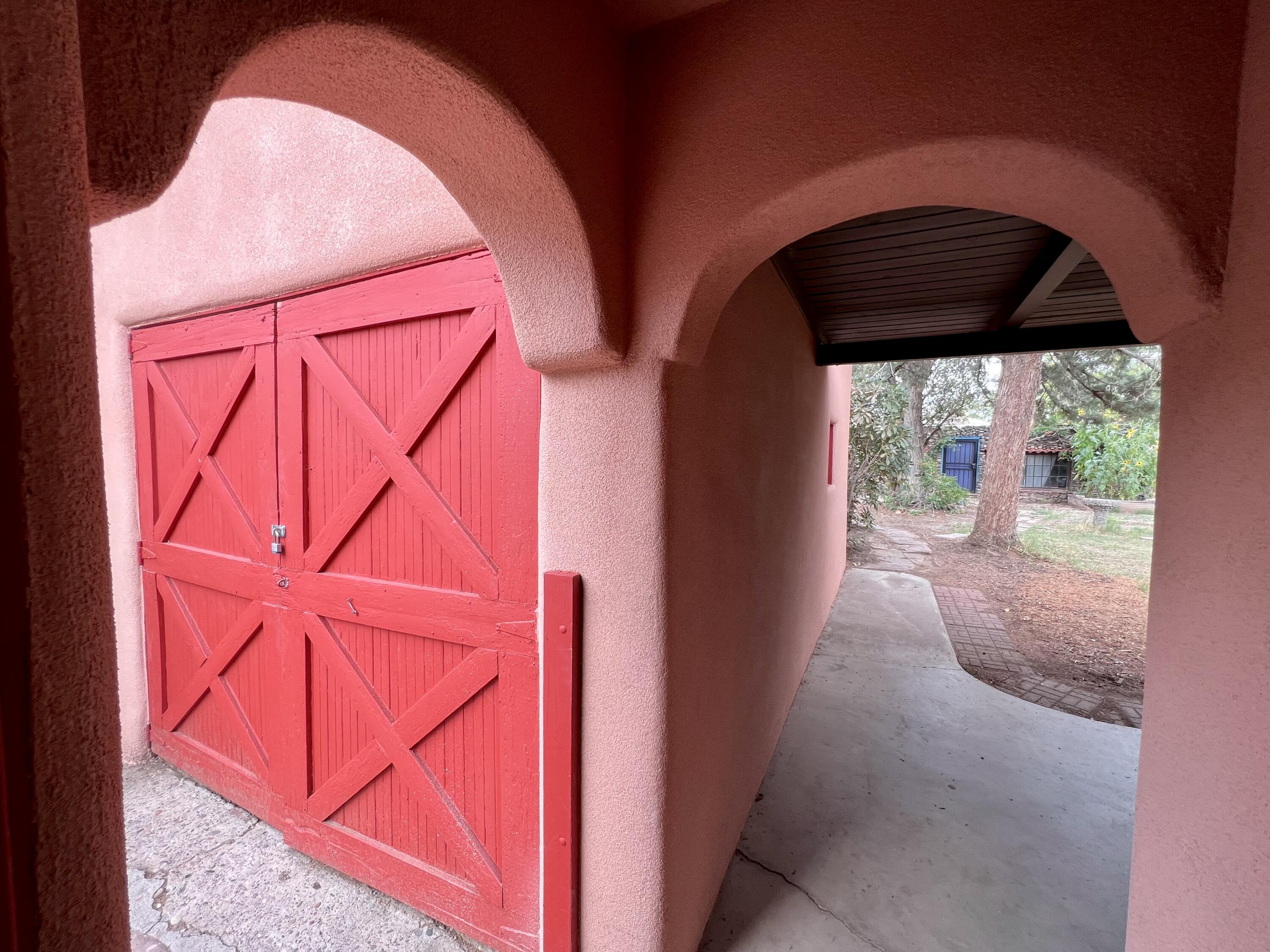 412 STANFORD Drive SE