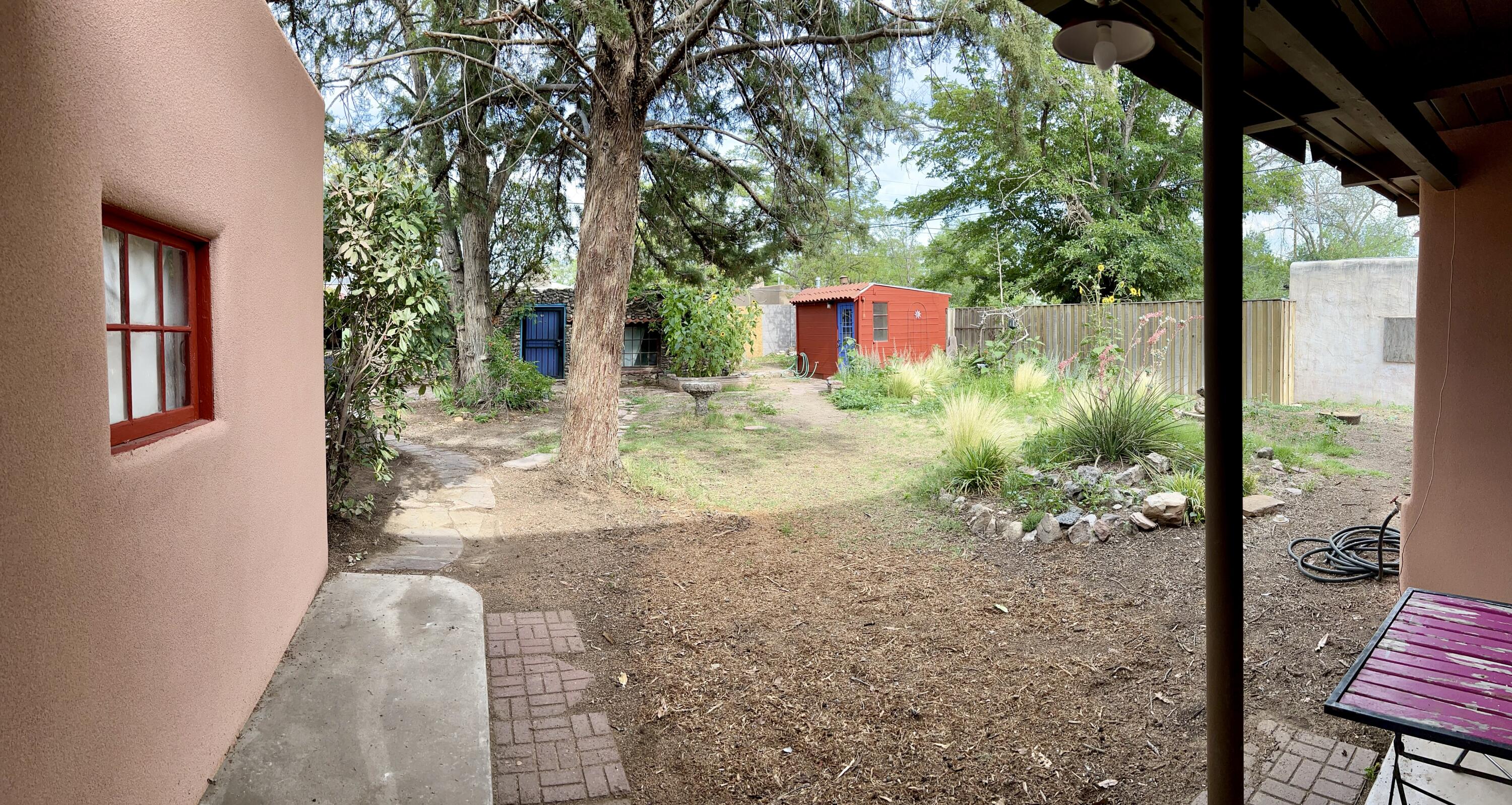 412 STANFORD Drive SE