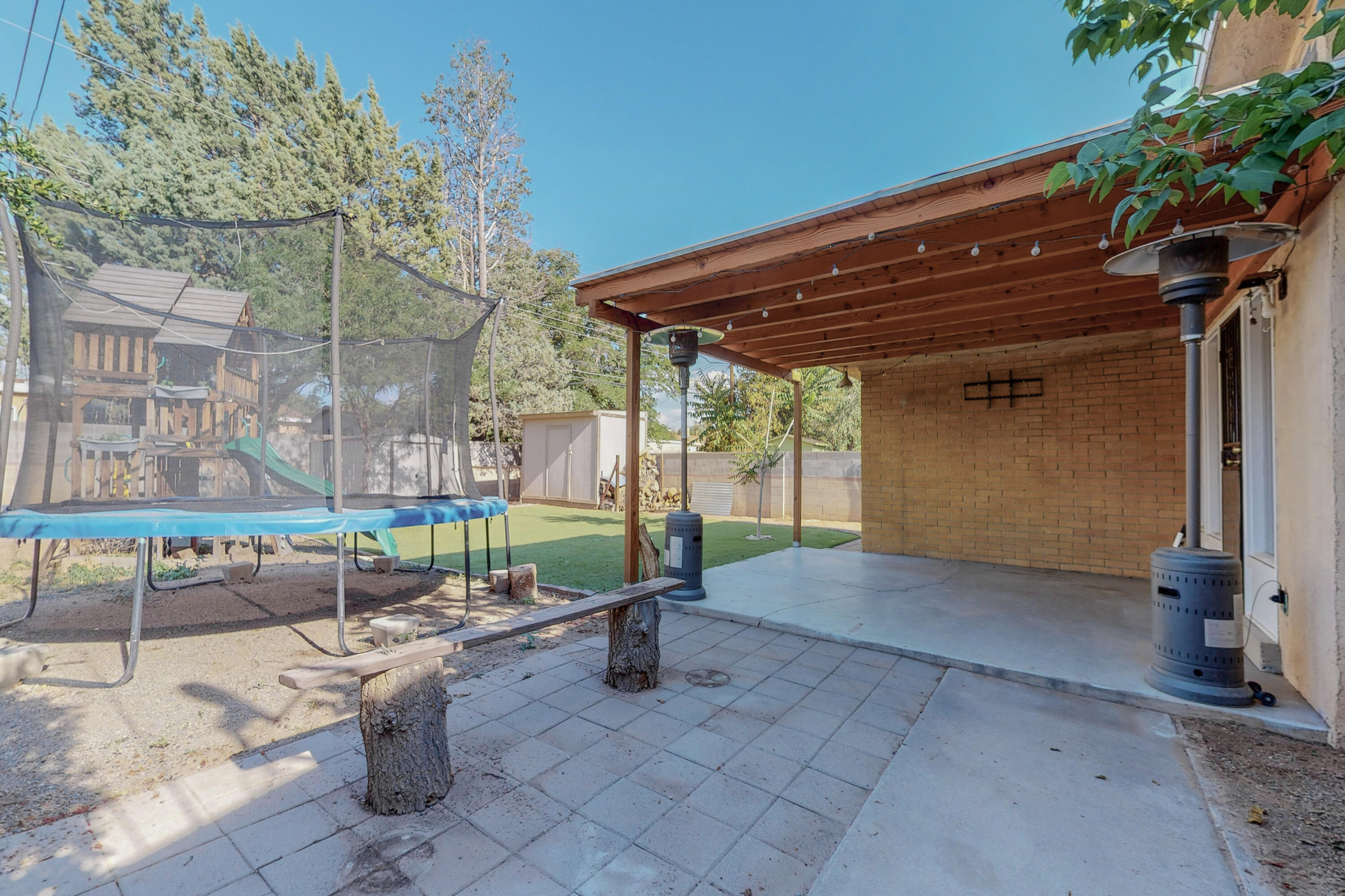 1108 Alcazar Street NE