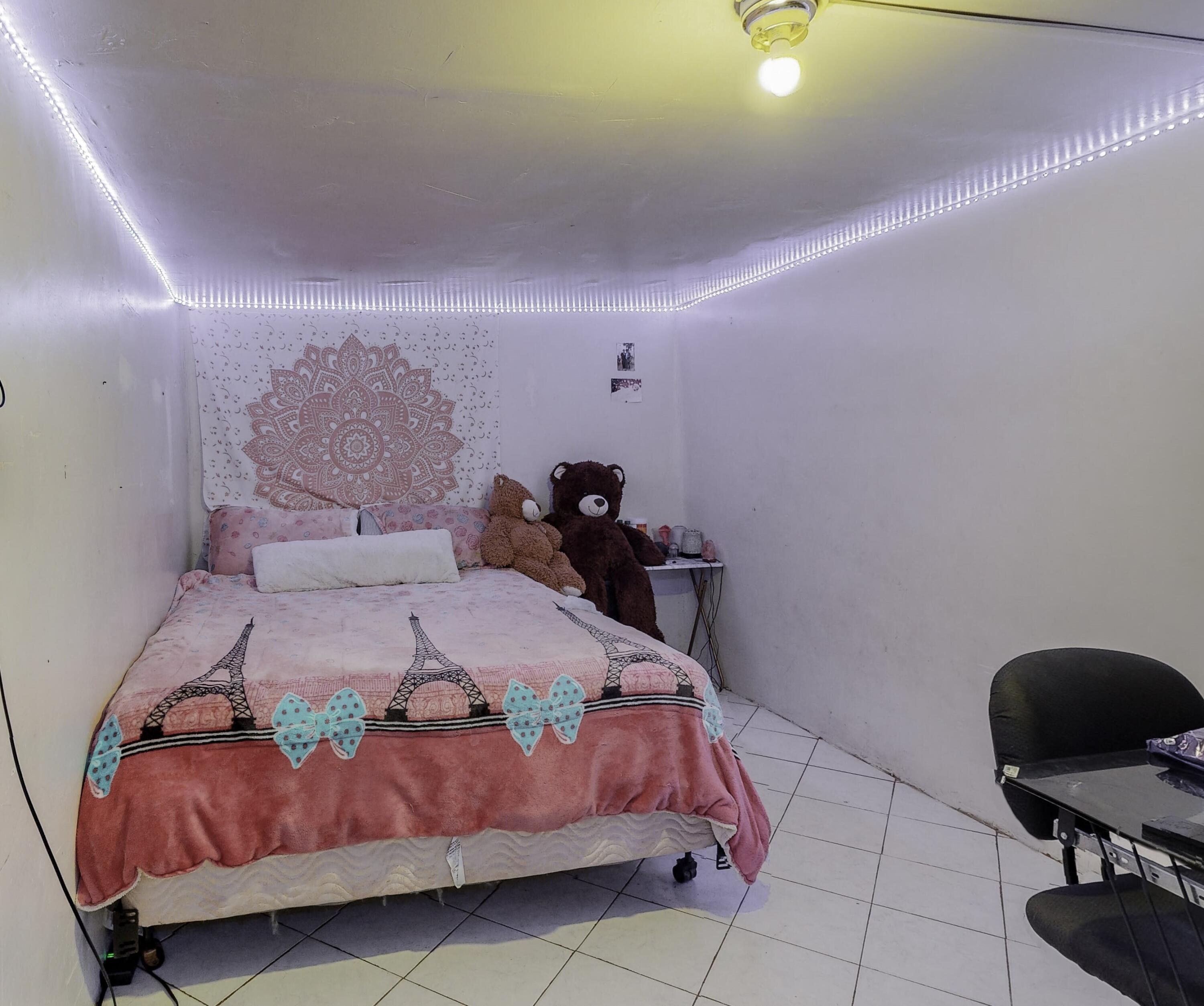 2213 HOOPER SW