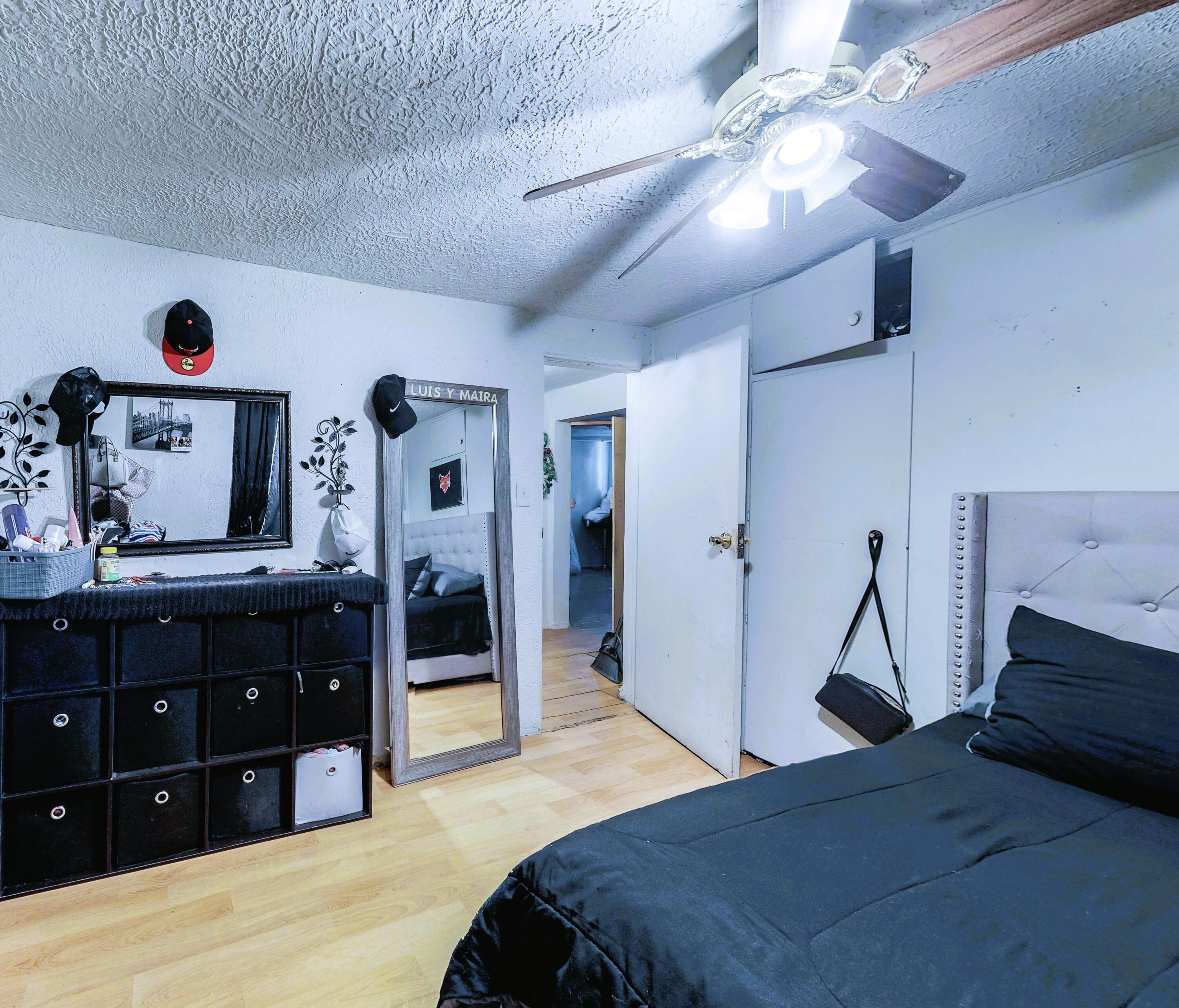 2213 HOOPER SW