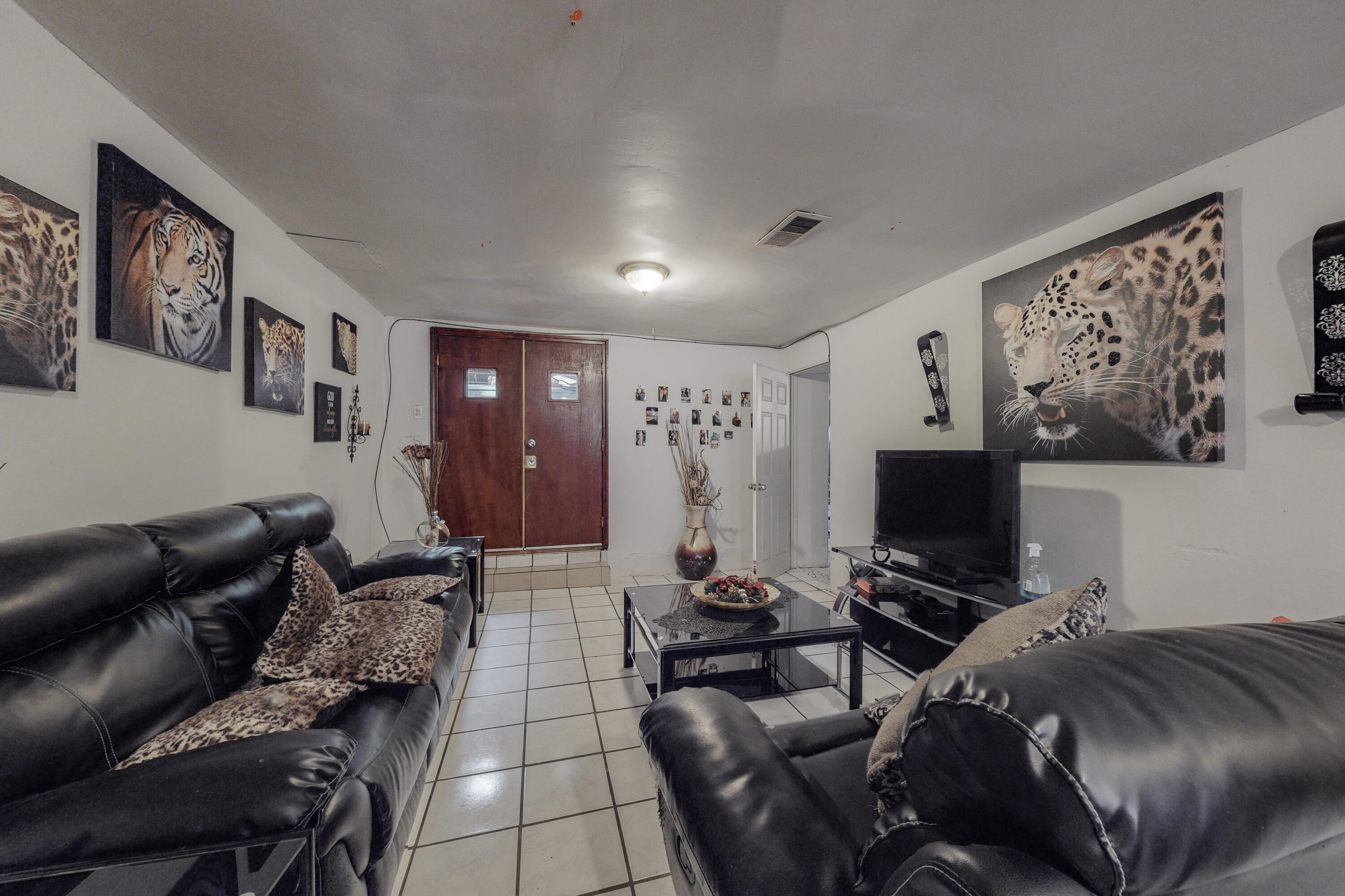 2213 HOOPER SW
