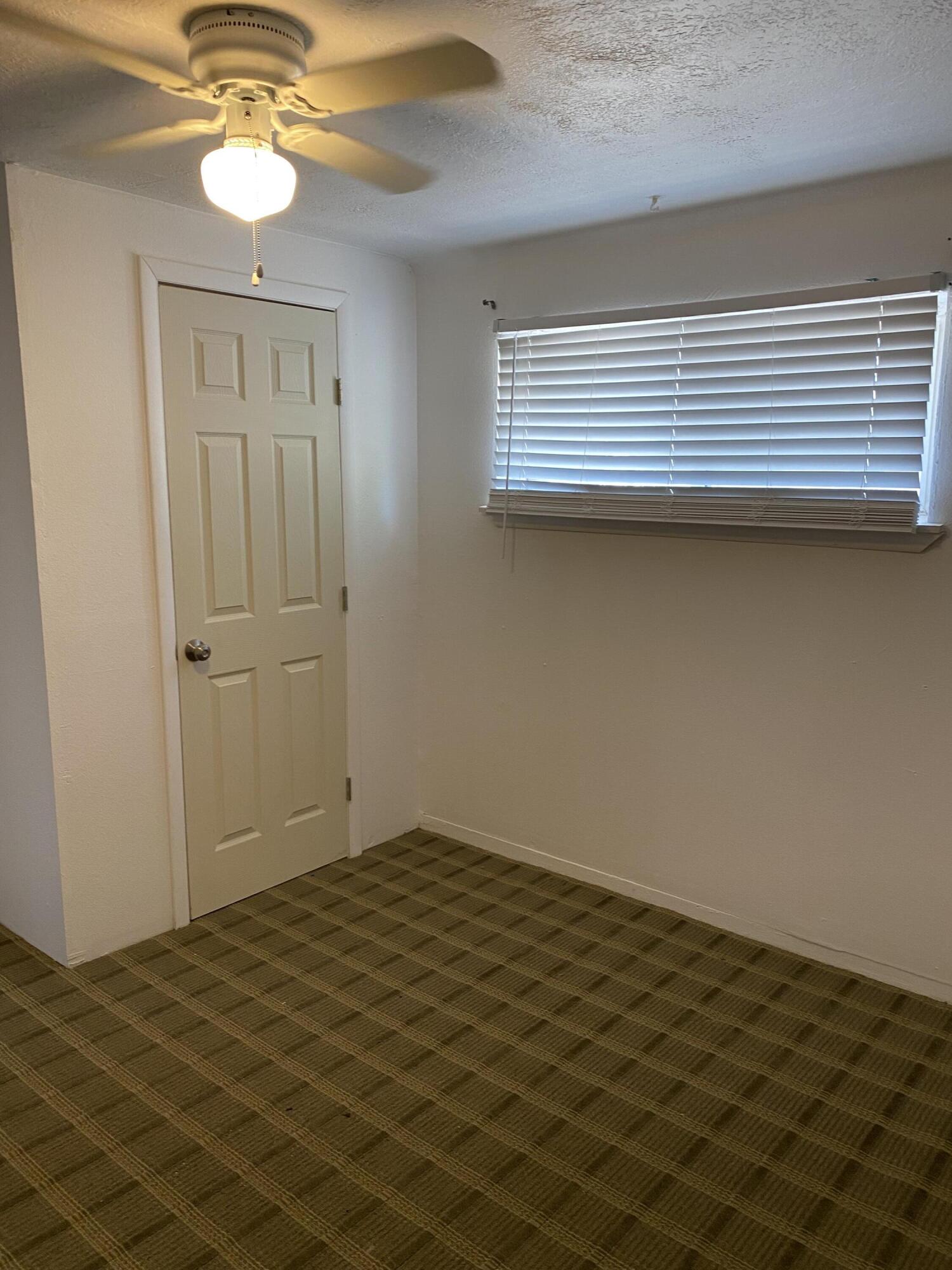 1400 BLAKE Road SW