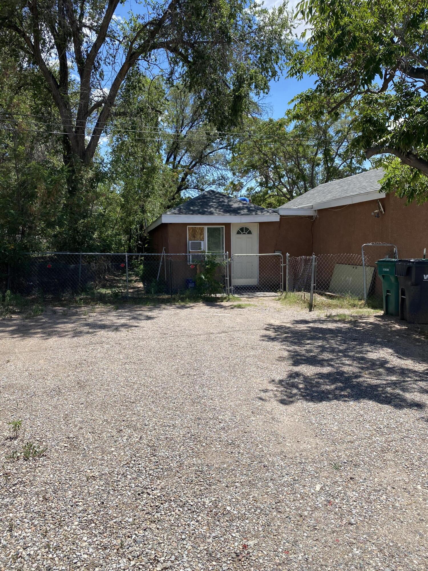 1400 BLAKE Road SW