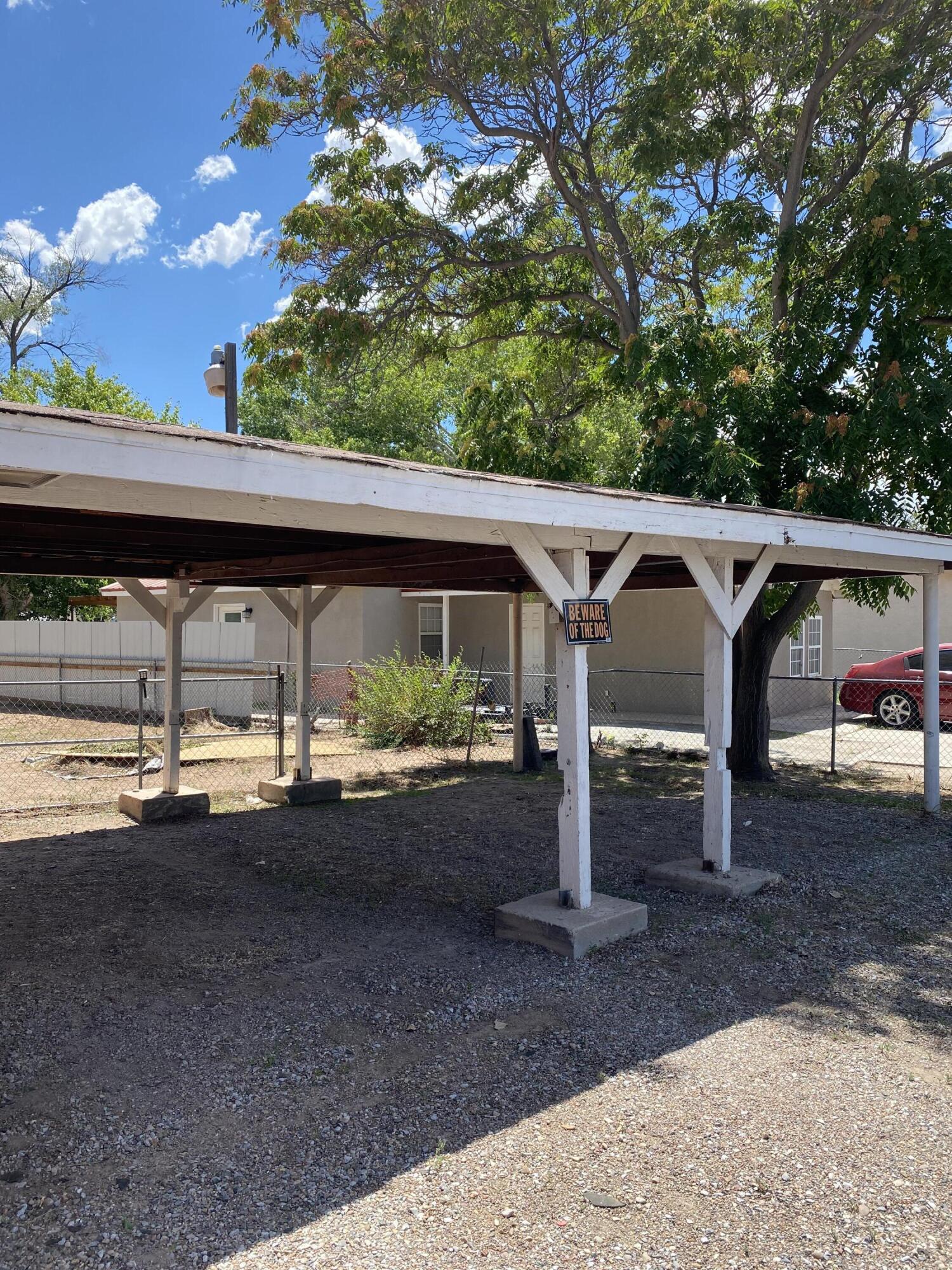 1400 BLAKE Road SW