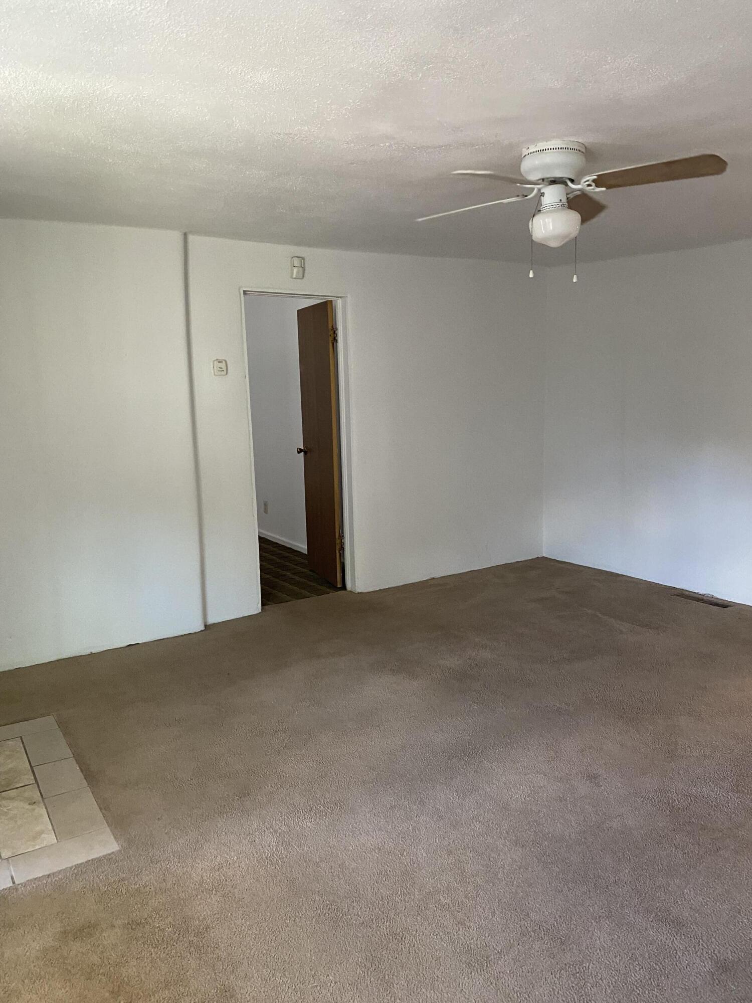 1400 BLAKE Road SW