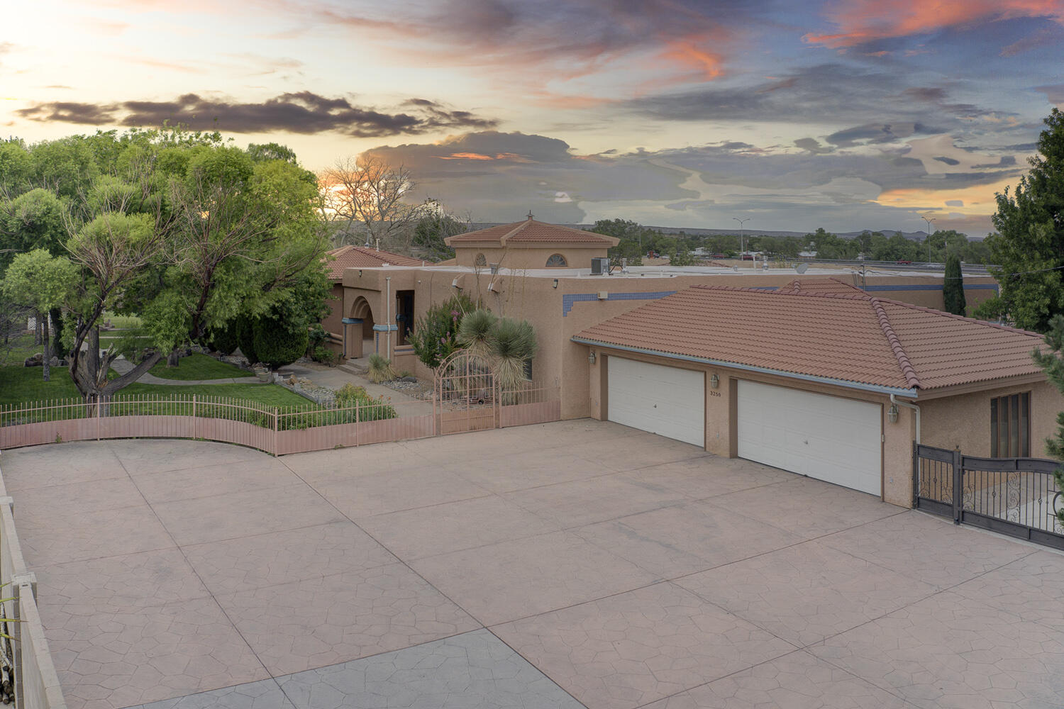 3250 RIO BRAVO Boulevard SW
