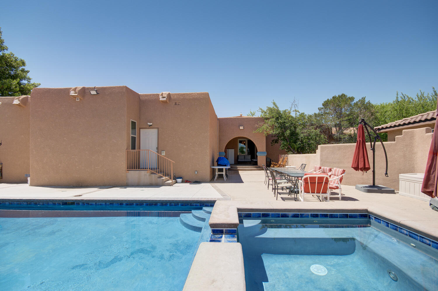 3250 RIO BRAVO Boulevard SW