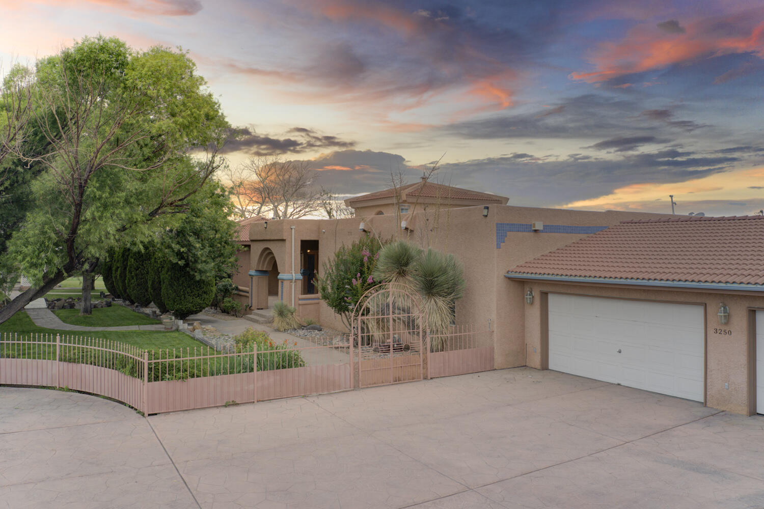 3250 RIO BRAVO Boulevard SW