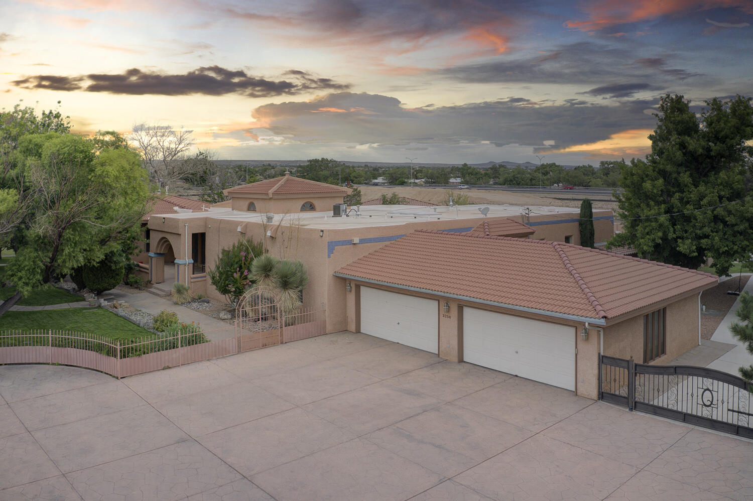3250 RIO BRAVO Boulevard SW