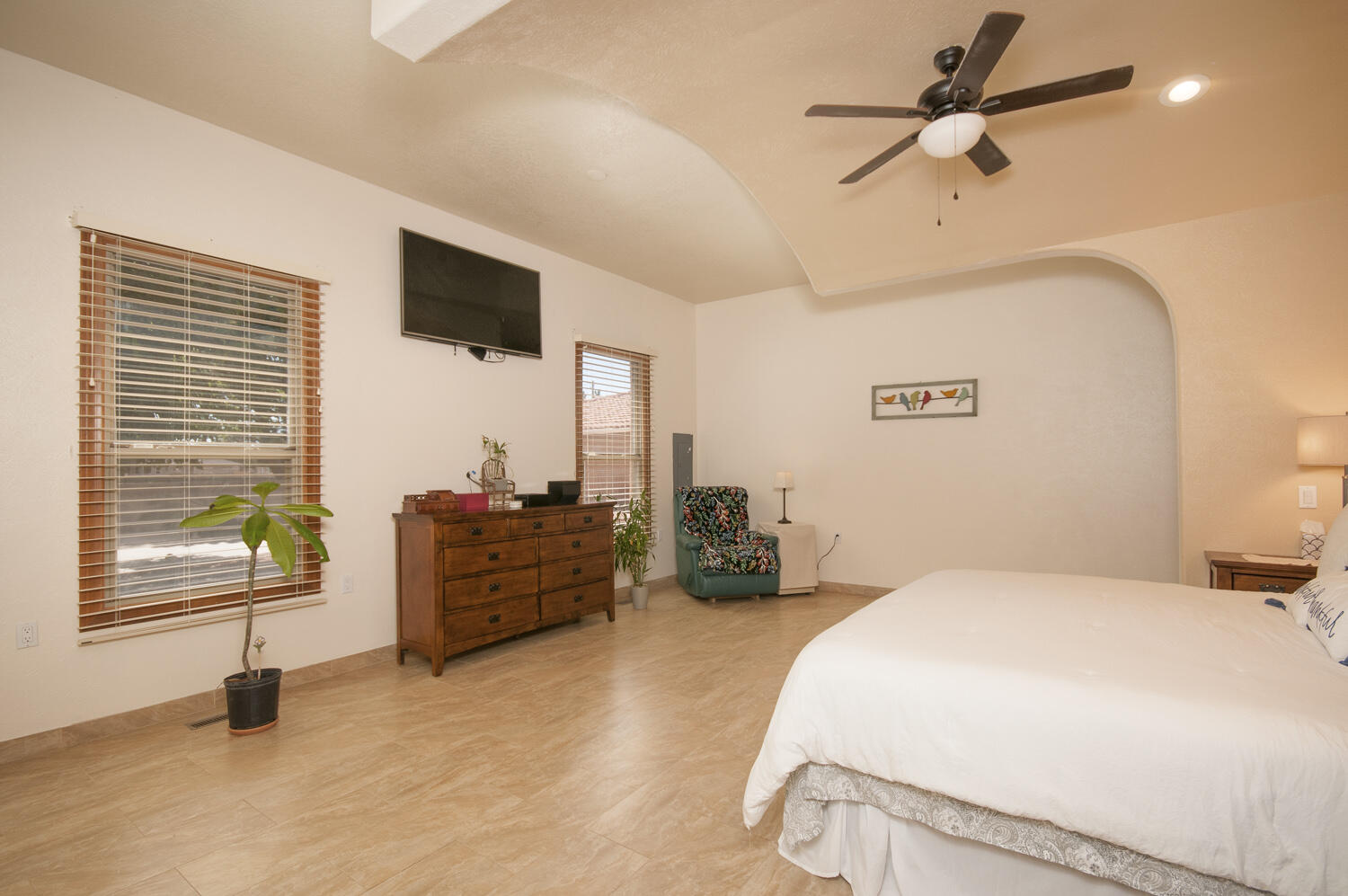 3250 RIO BRAVO Boulevard SW
