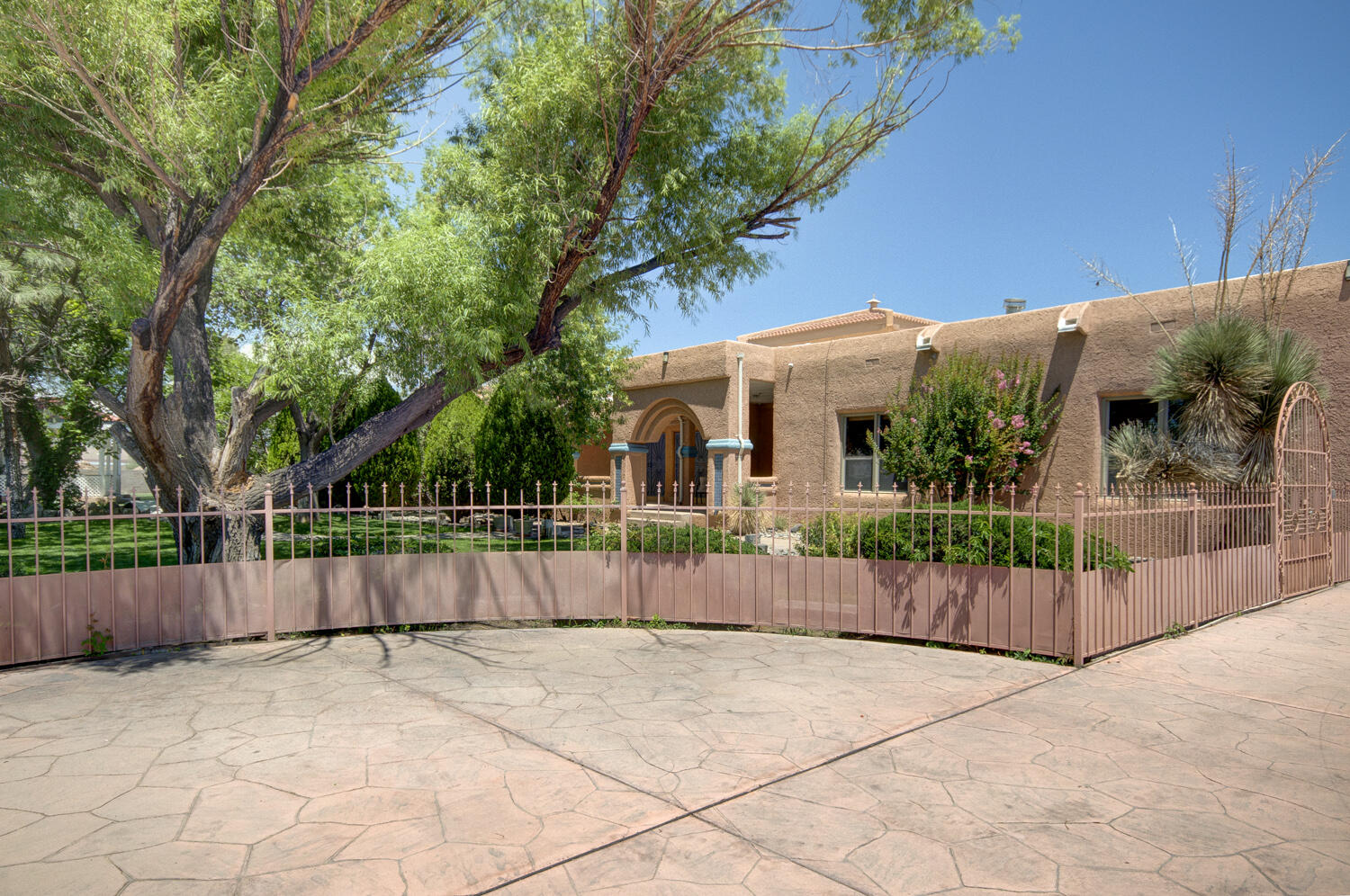 3250 RIO BRAVO Boulevard SW