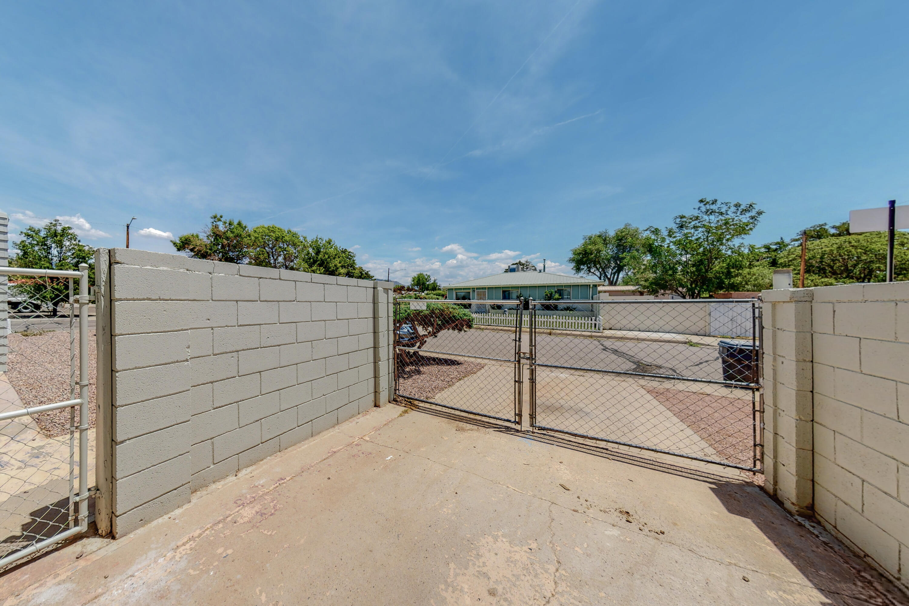 2501 PARSIFAL Street NE