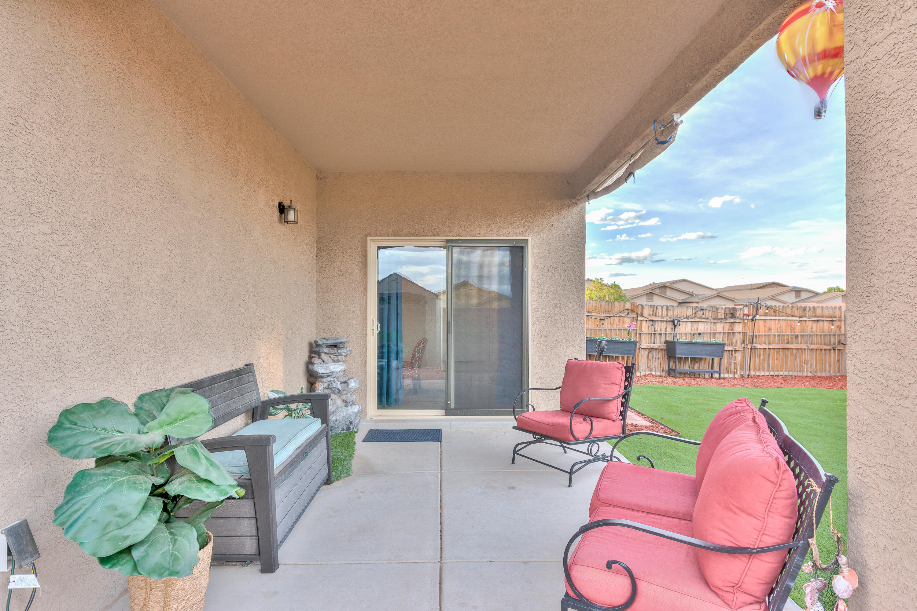 1403 Blue Sky Loop NE